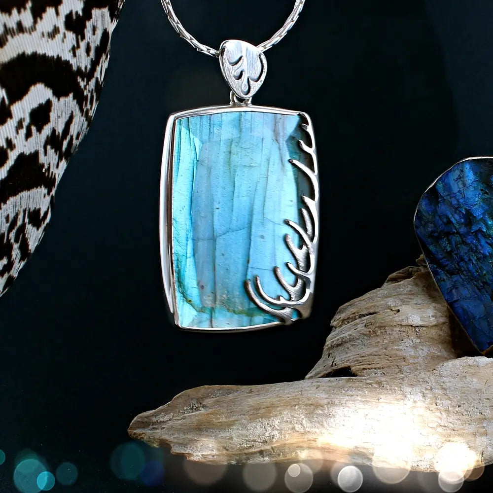 Labradorite pour article de blog Orcha jewelry