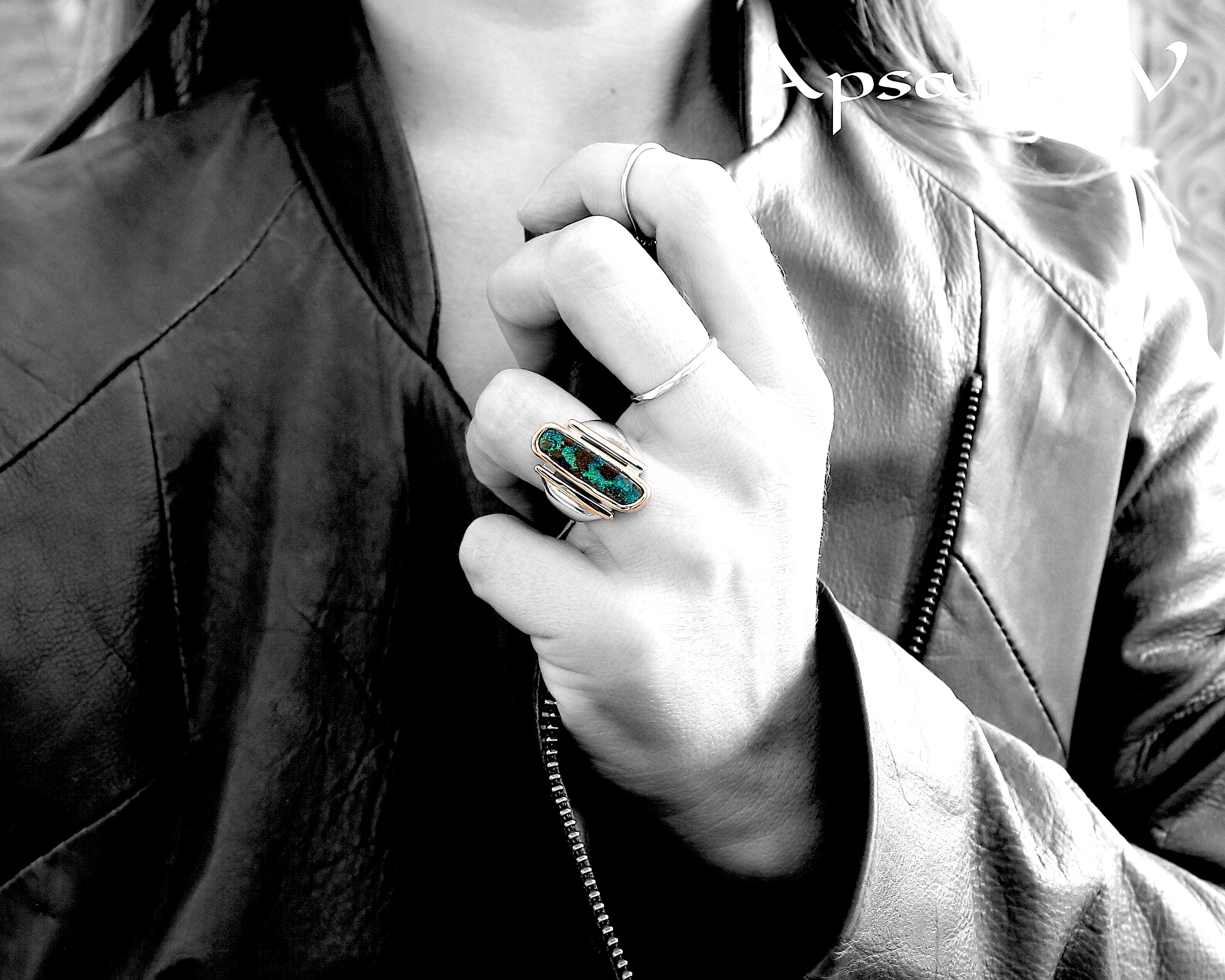 Réservée. Bague en argent et or 9k avec Opale - Orcha's Gold