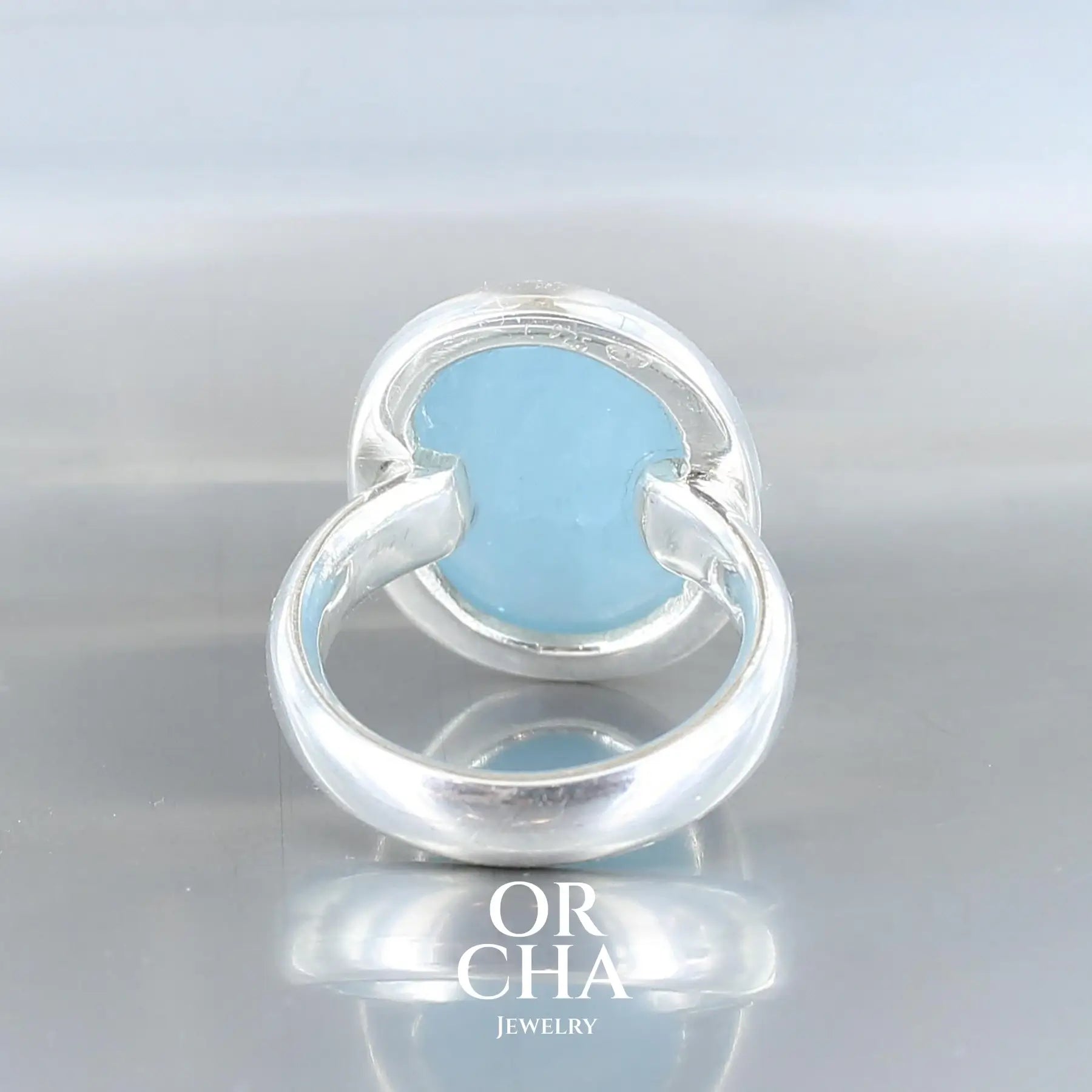Silver ring with Aquamarine - Essential
