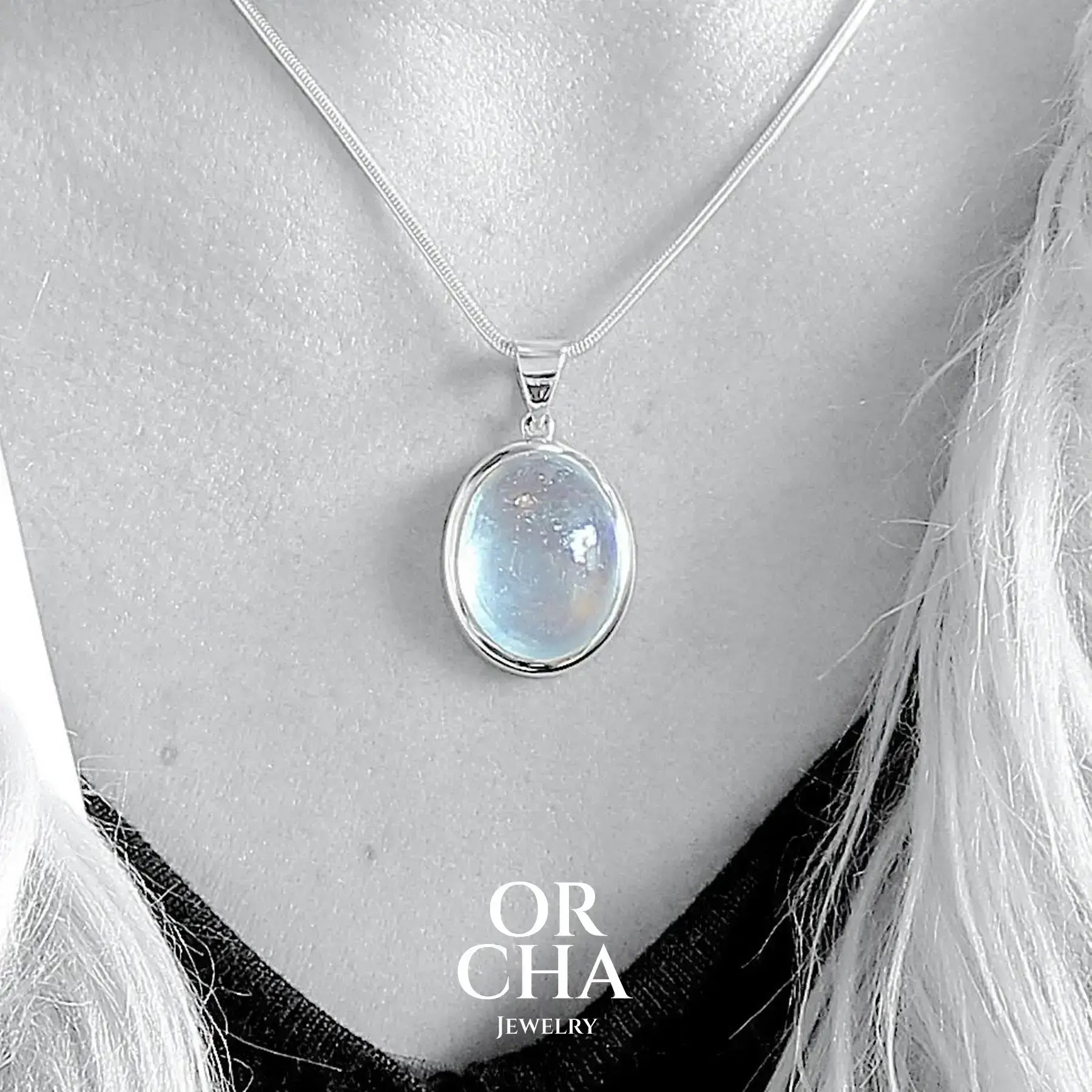 Silver pendant with Aquamarine - Essential