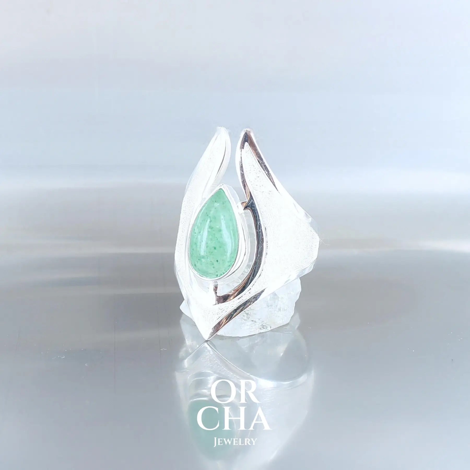 Bague en argent avec Aventurine - Bastet