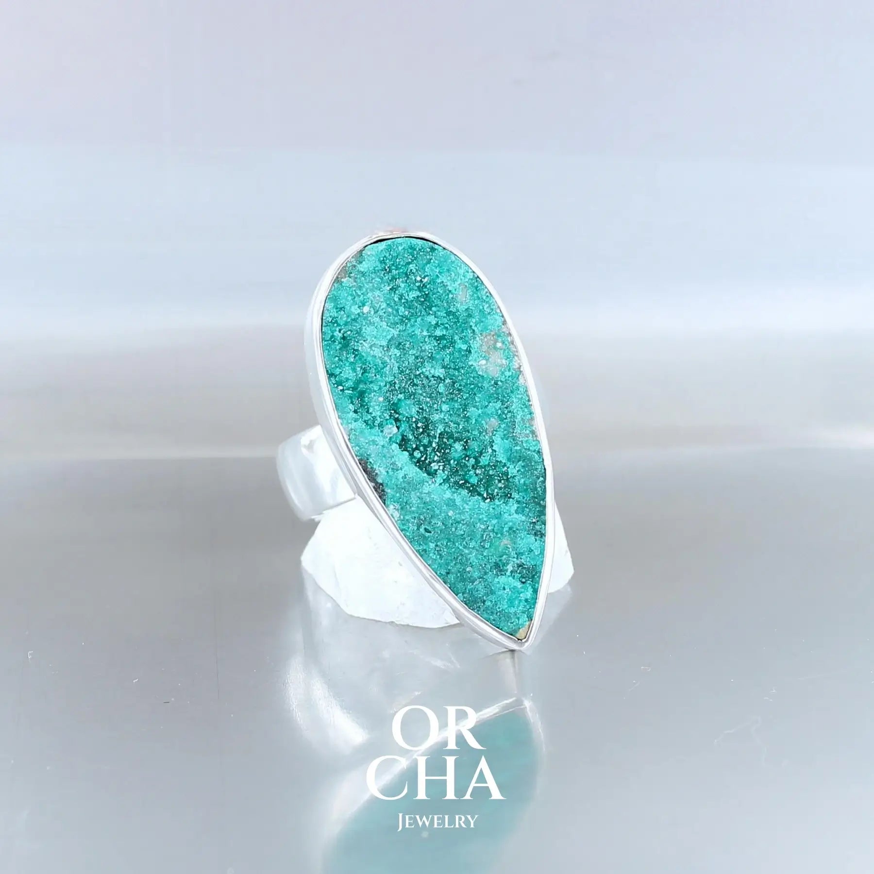 Bague en argent avec Dioptase - Essential