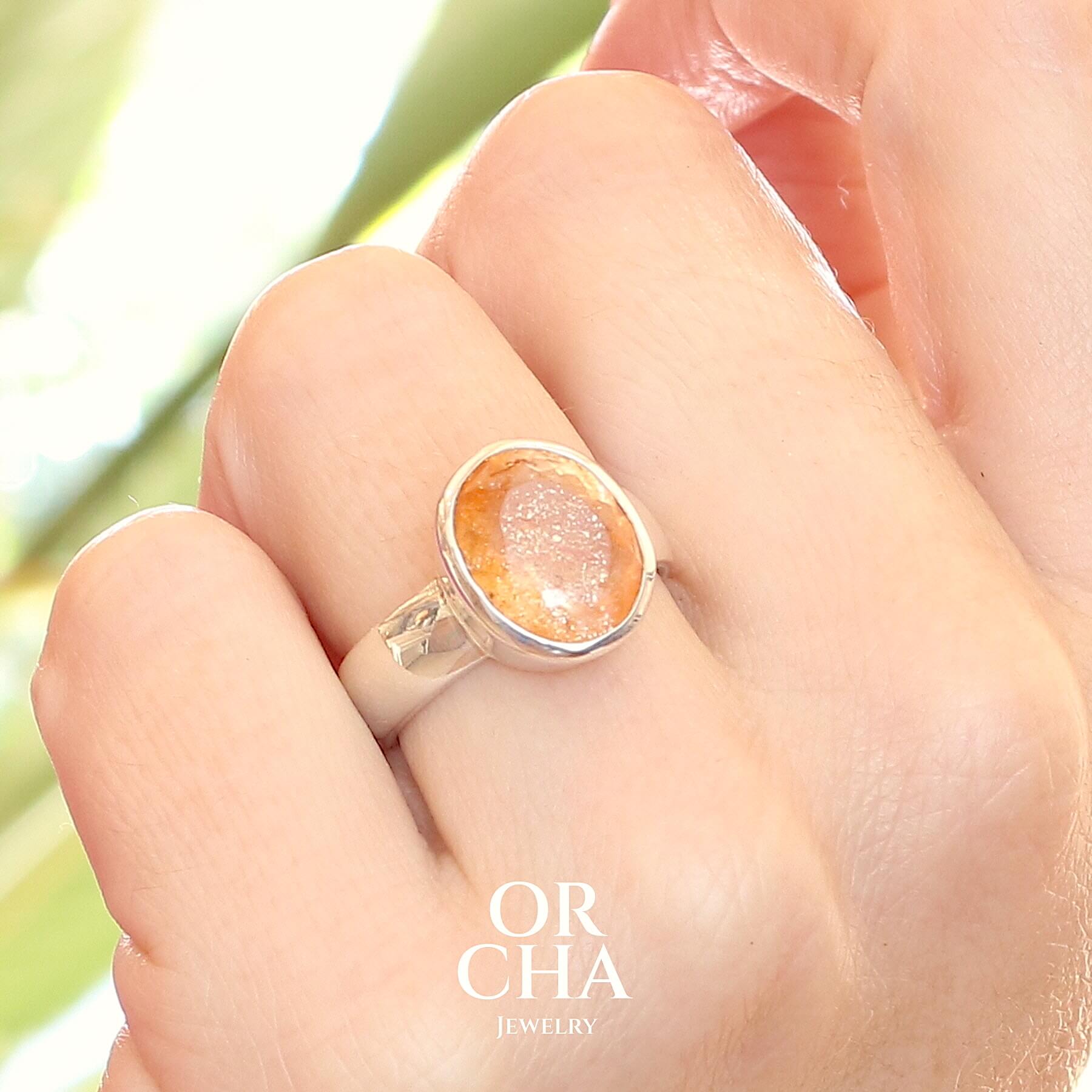 Bague en argent avec Pierre de soleil - Essential