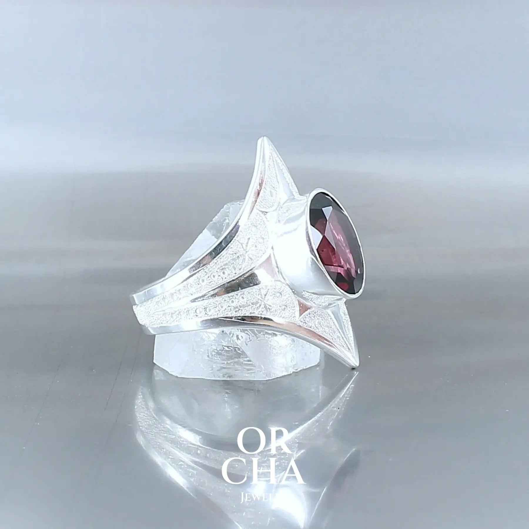 Bague en argent avec Grenat - Elven
