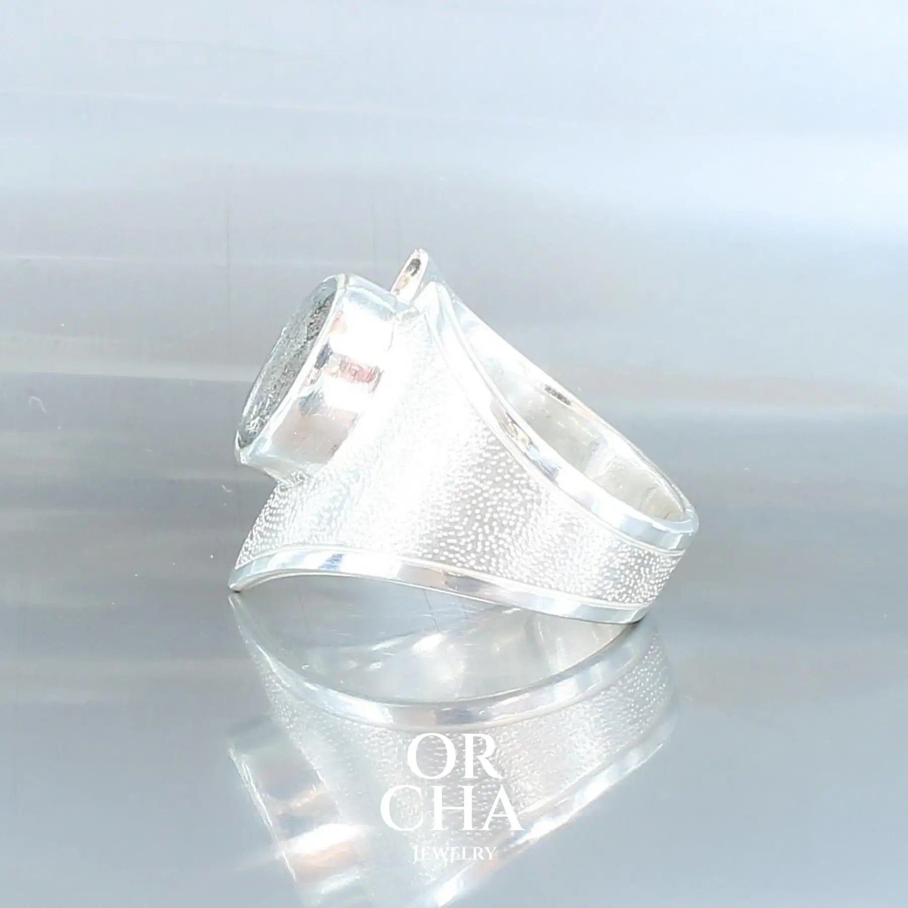 Bague en argent avec Labradorite - Bastet