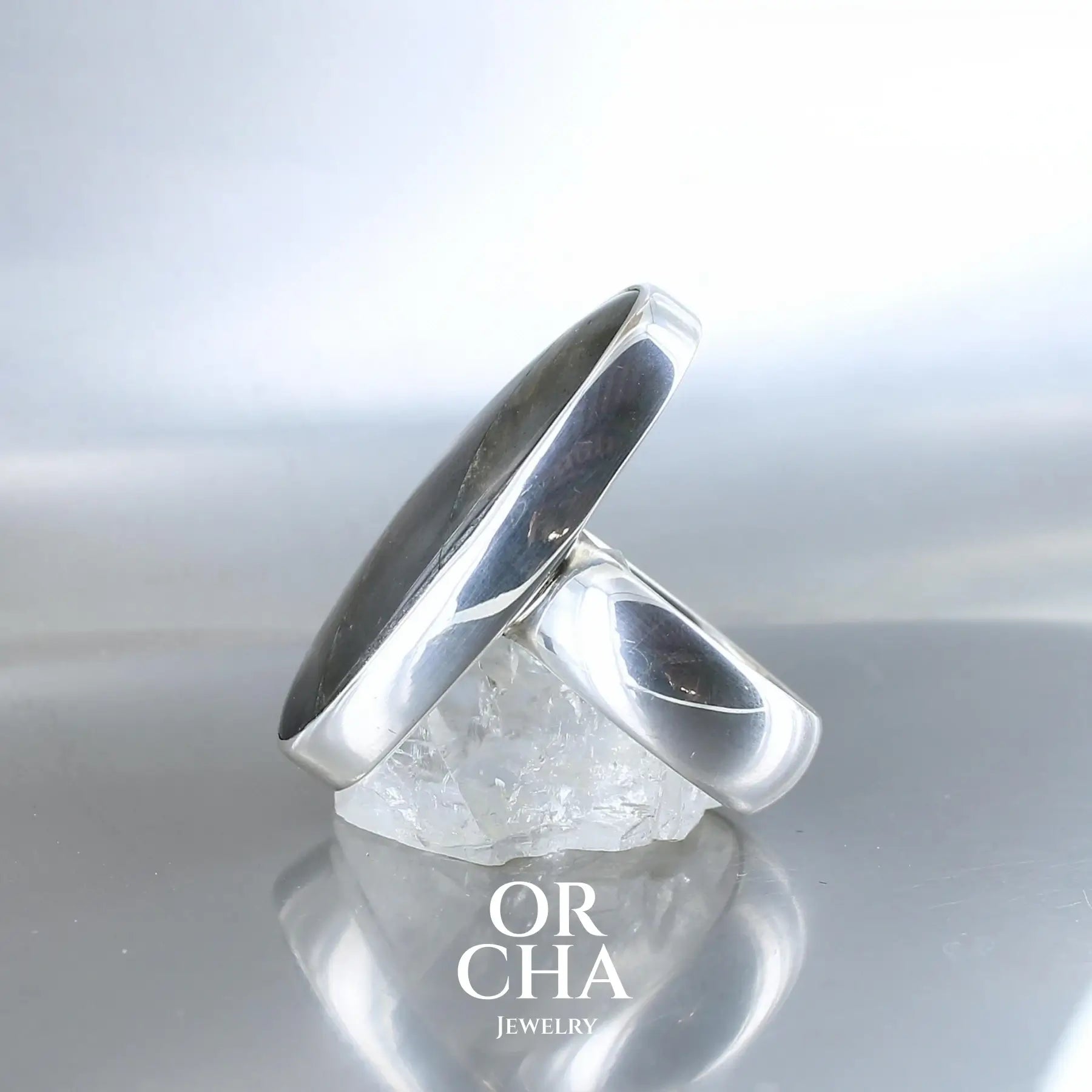 Bague en argent avec Labradorite - Essential