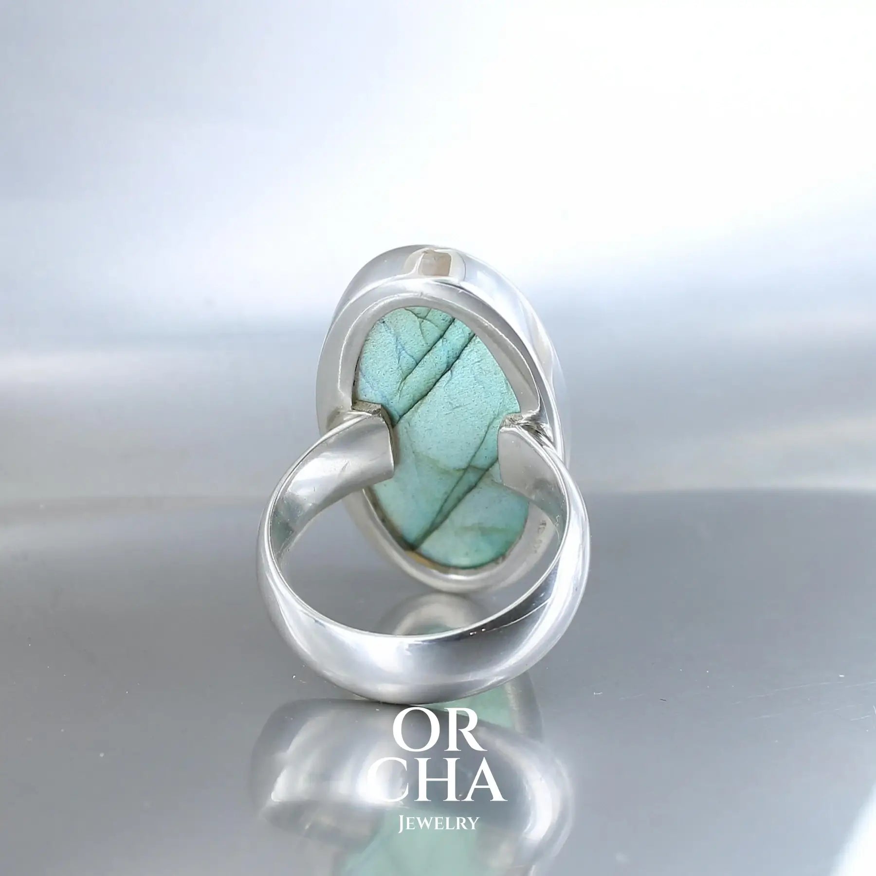 Bague en argent avec Labradorite - Essential