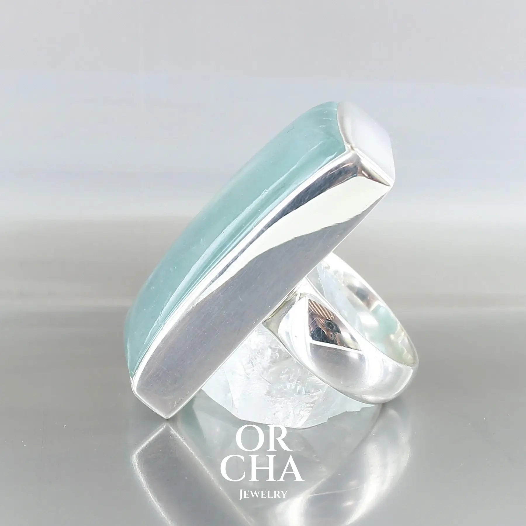 Silver ring with Aquamarine - Essential