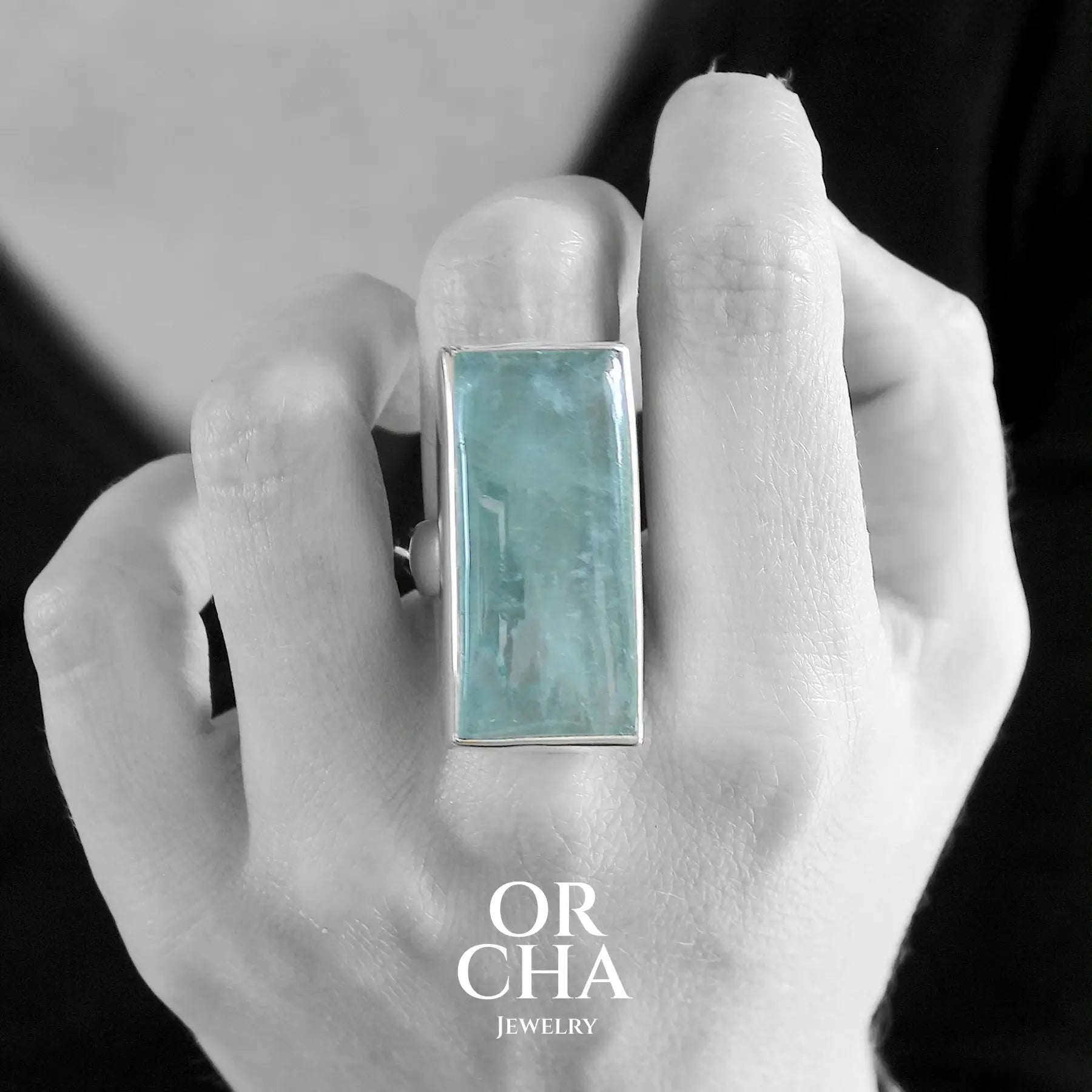 Silver ring with Aquamarine - Essential