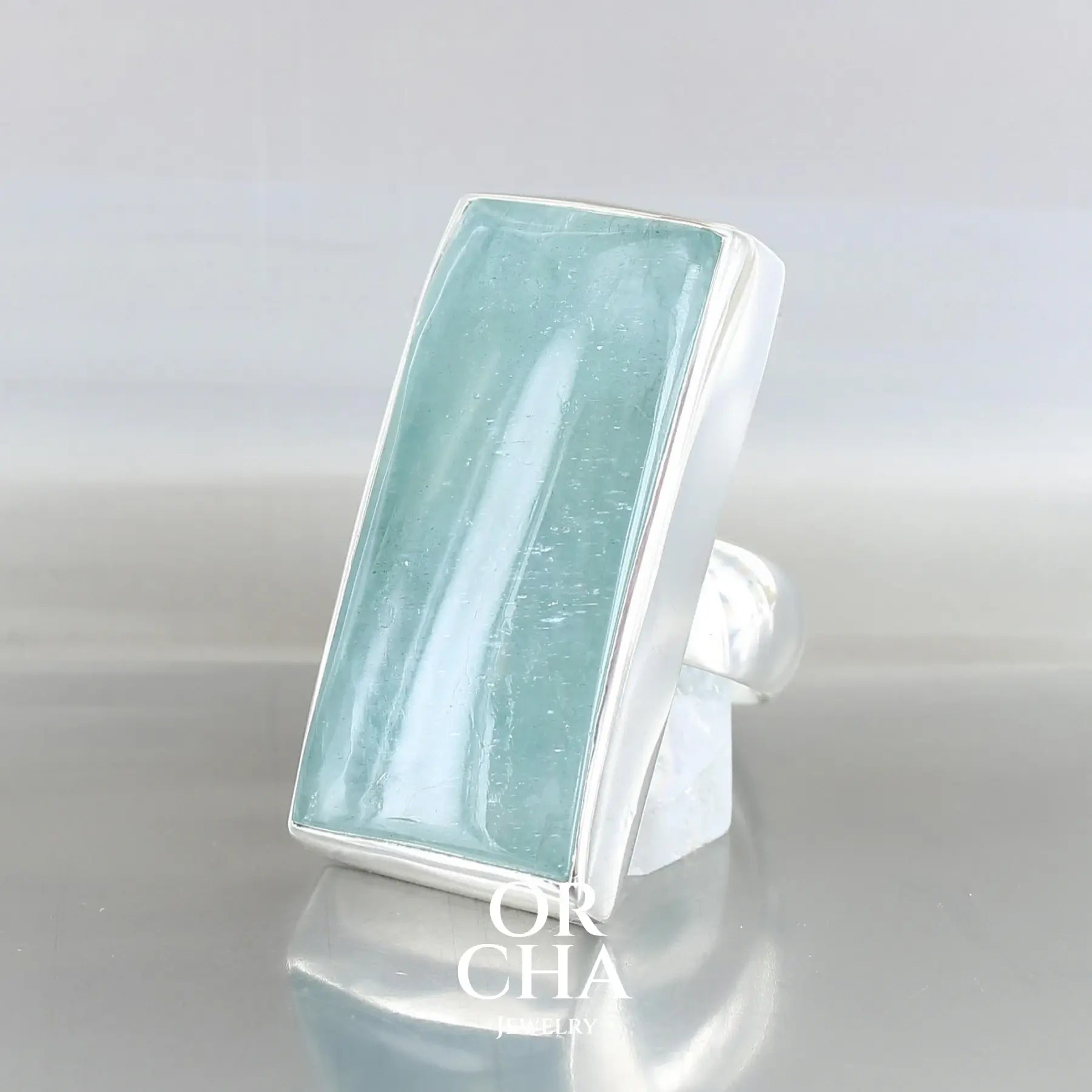 Silver ring with Aquamarine - Essential