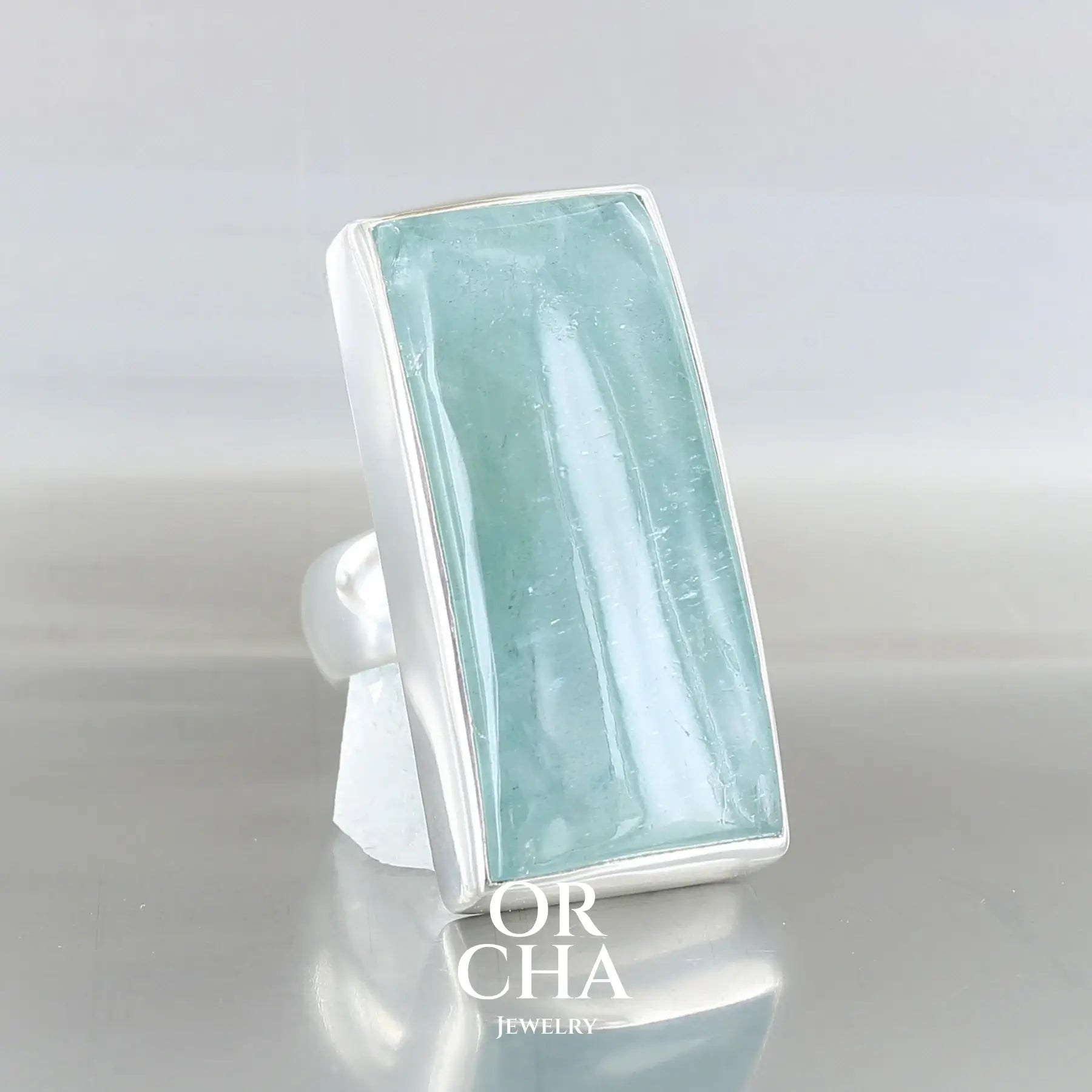 Silver ring with Aquamarine - Essential