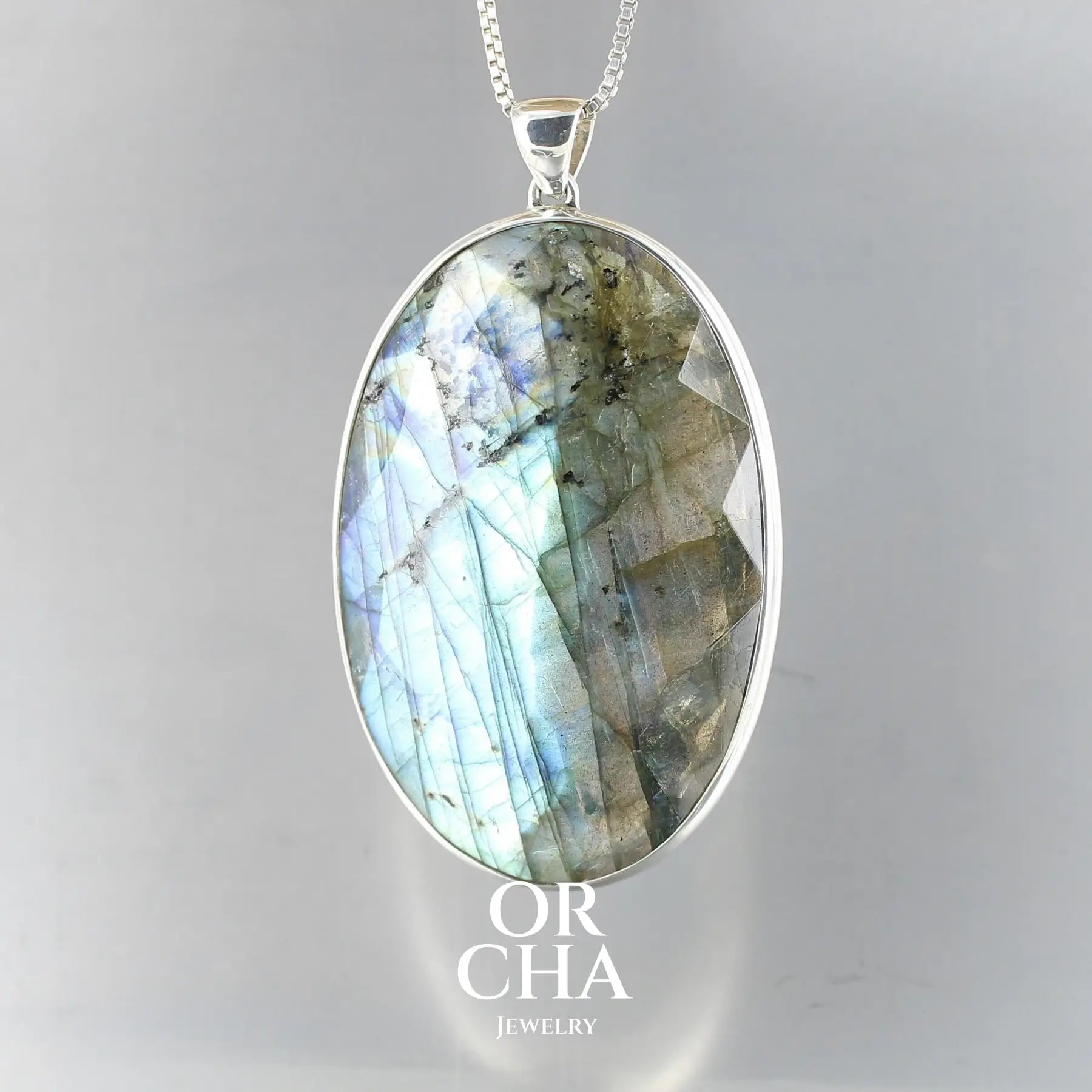 Pendentif en argent avec Labradorite - Essential