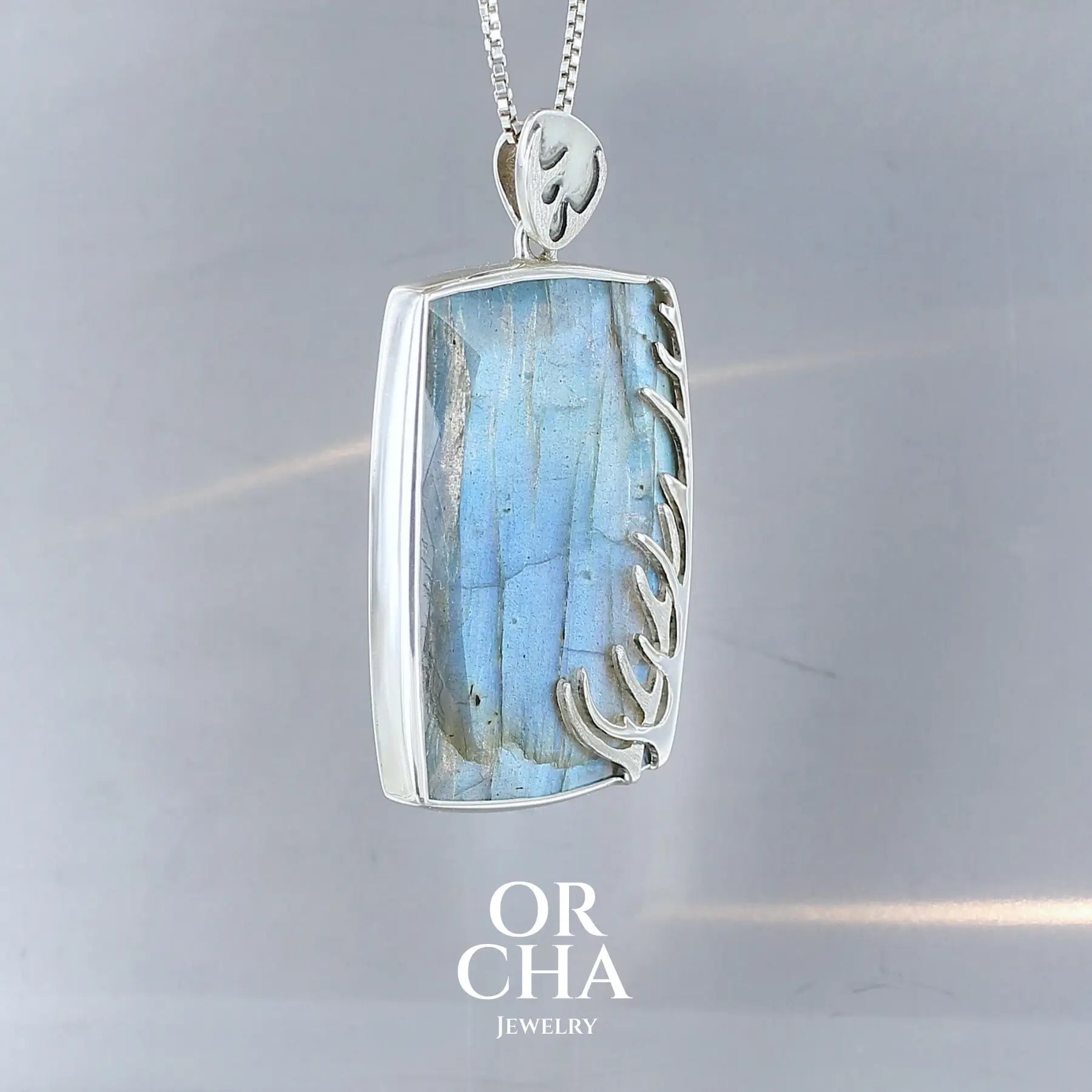 Pendentif en argent avec Labradorite - Sauvage