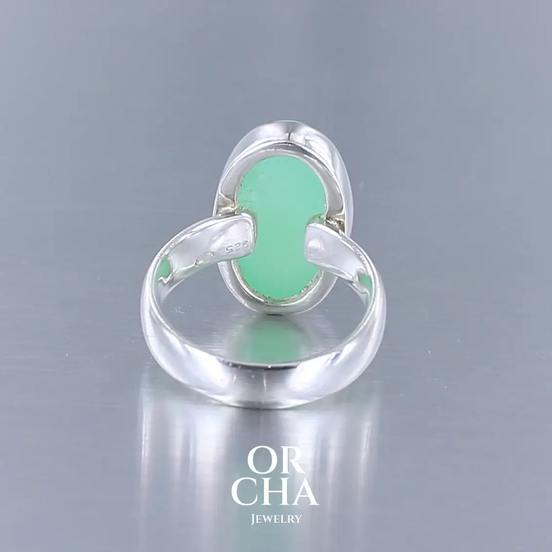 Réservée - Bague en argent avec Chrysoprase - Essential