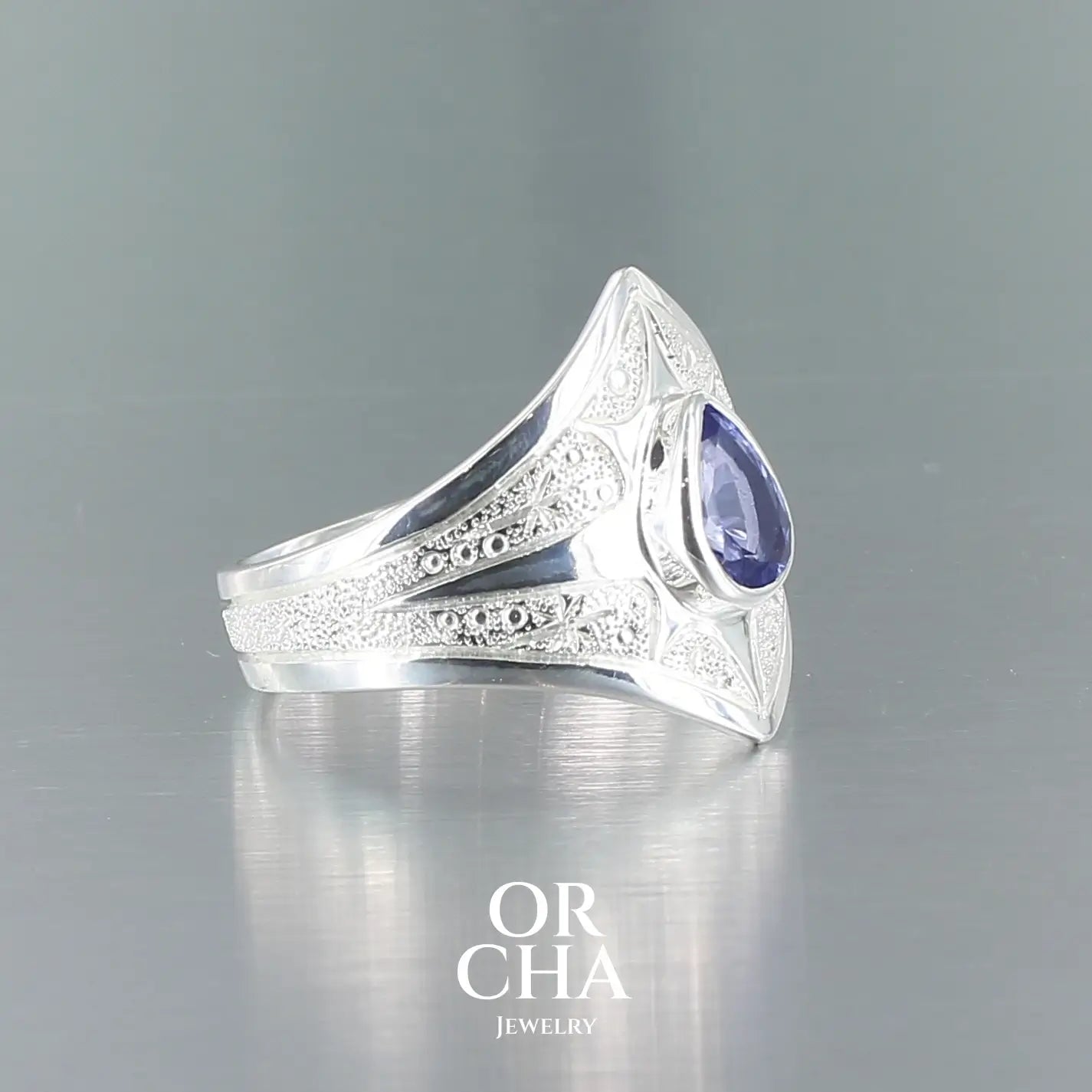 Bague en argent avec Tanzanite - Elven