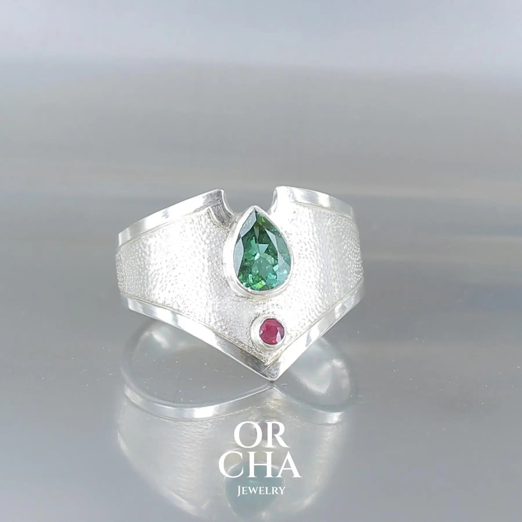 Bague en argent avec Tourmaline - Bastet