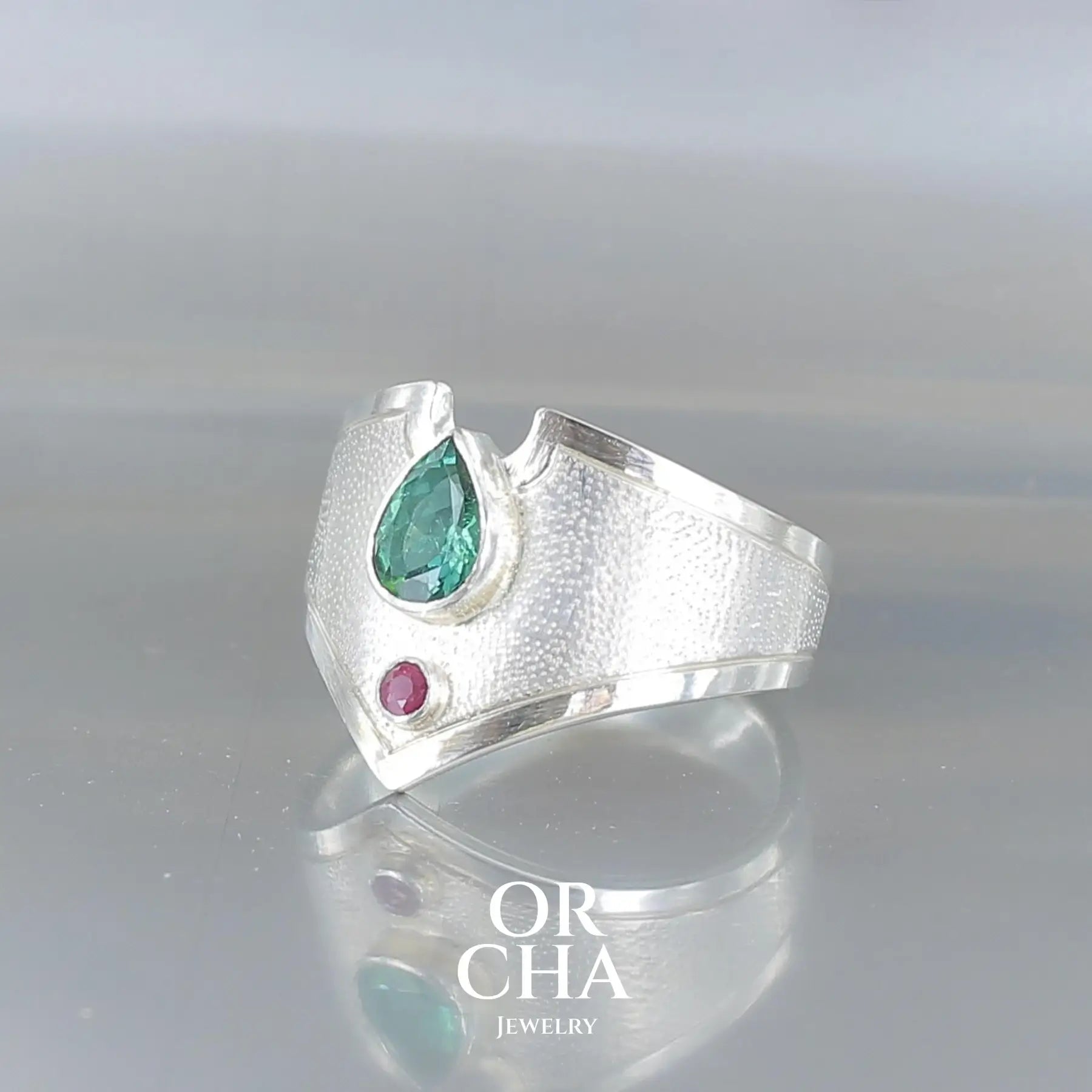 Bague en argent avec Tourmaline - Bastet