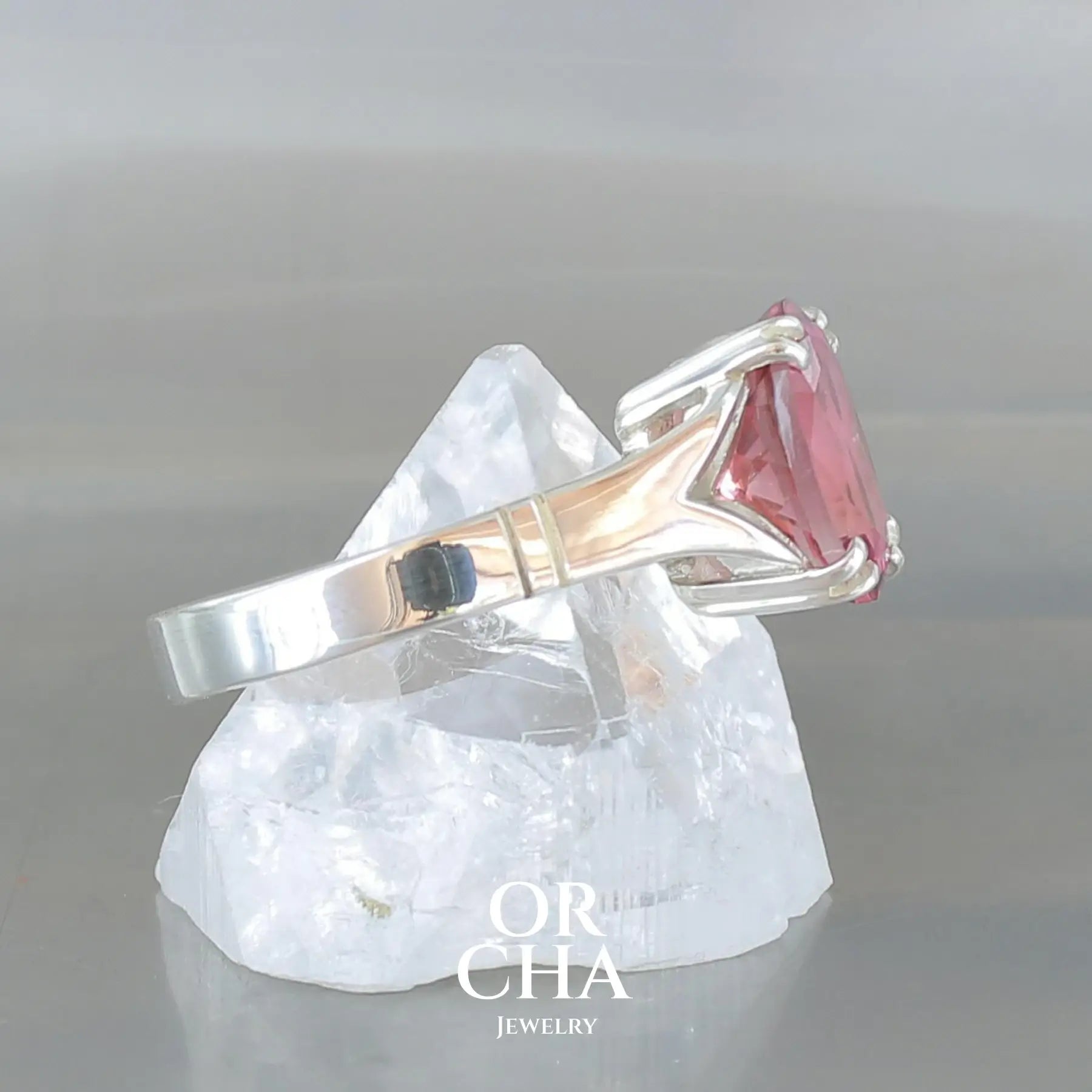 Bague en argent avec Tourmaline - Paradis