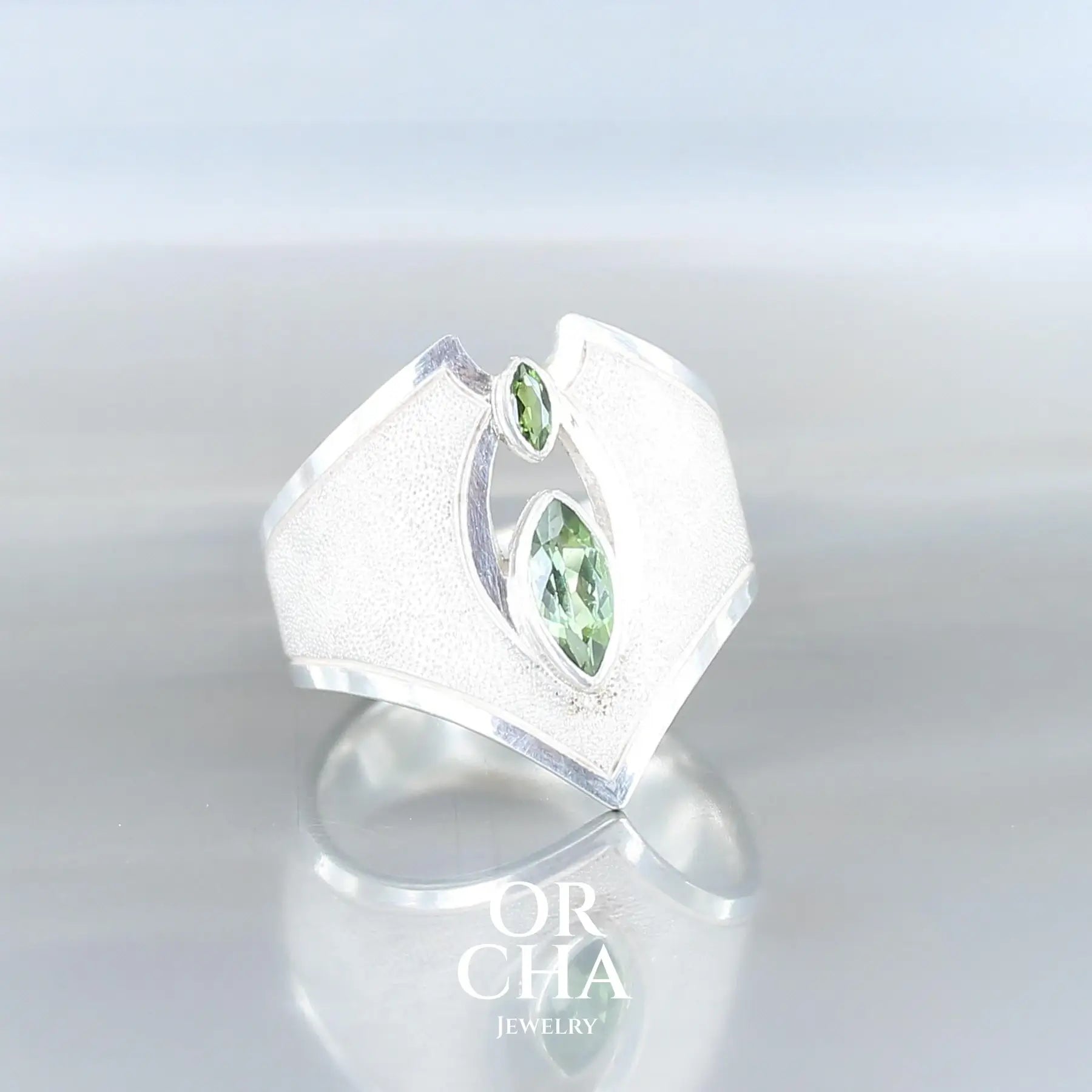 Bague en argent avec Tourmaline - Bastet
