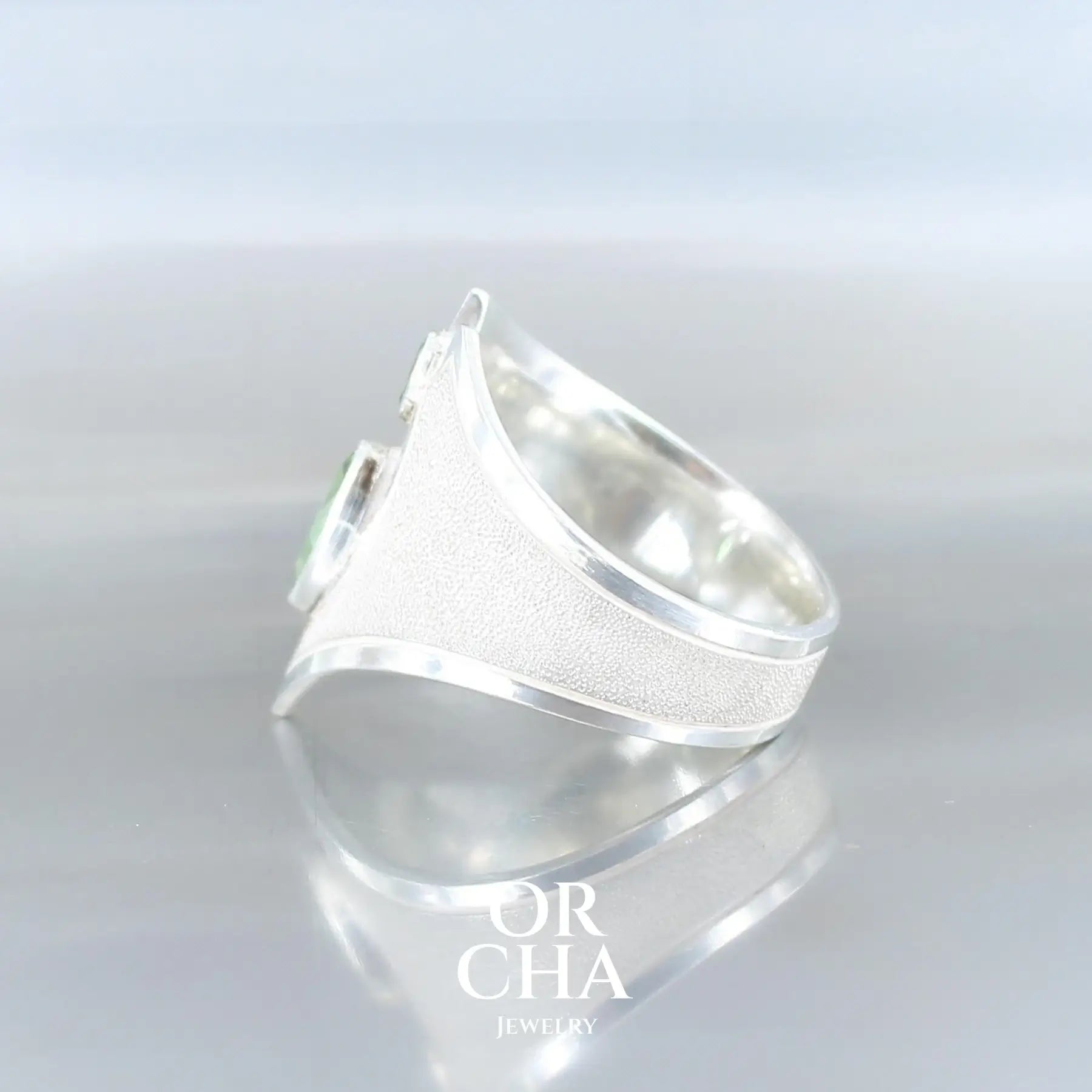 Bague en argent avec Tourmaline - Bastet
