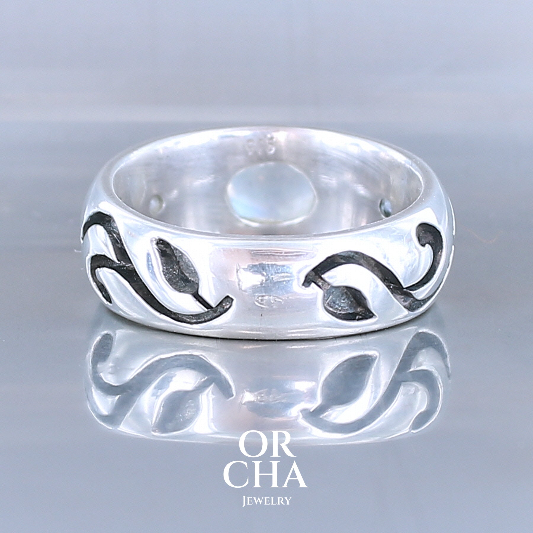 Bague en argent avec Labradorite blanche - Sauvage