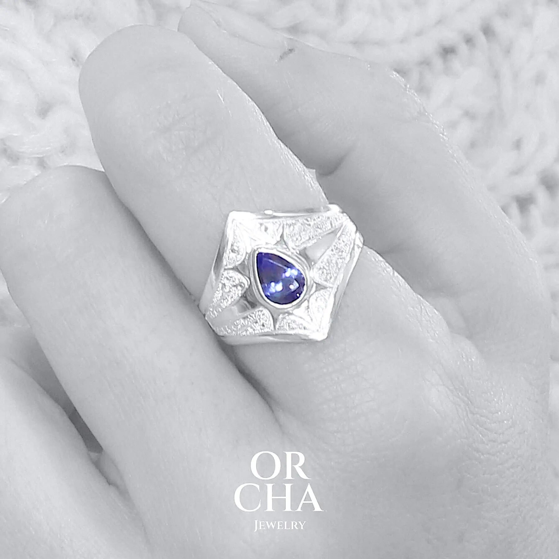 Bague en argent avec Tanzanite - Elven
