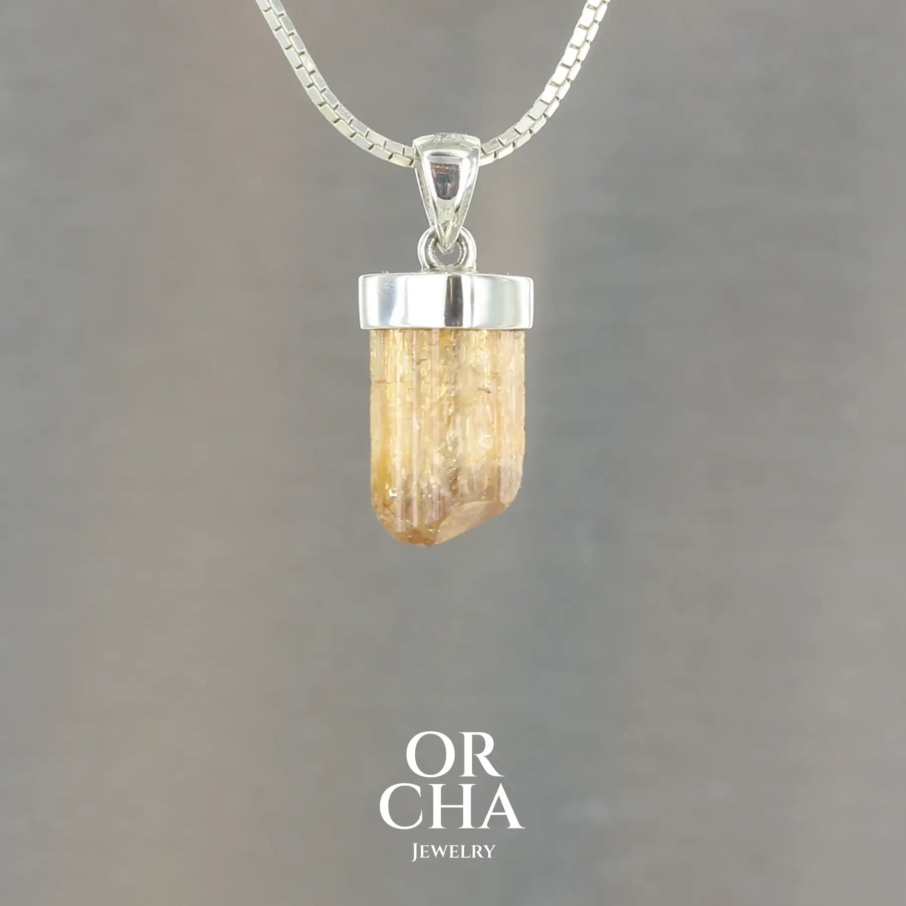 Pendentif en argent avec Cristal de Topaze Impériale - Essential
