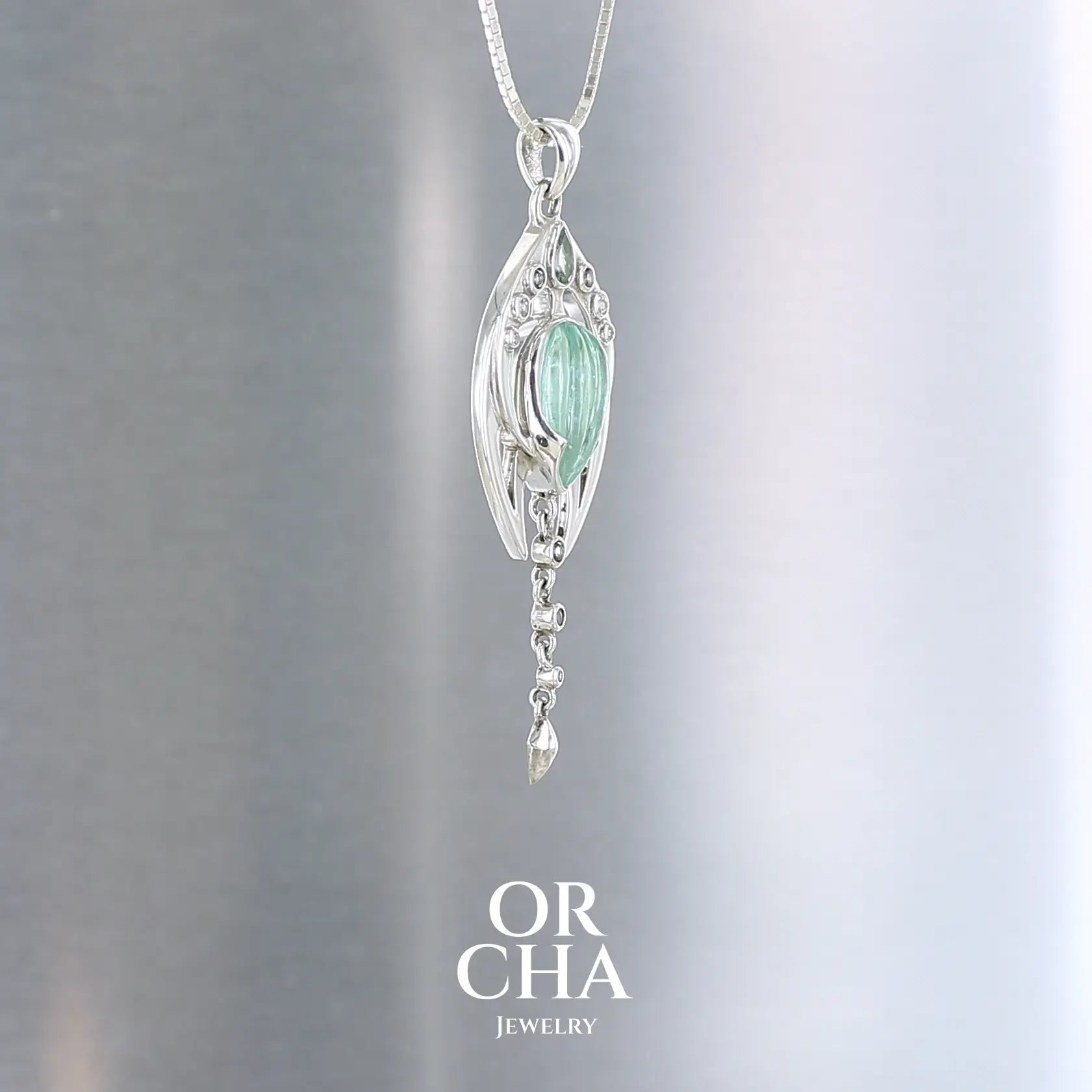 Pendentif en argent avec Aigue Marine - Elven