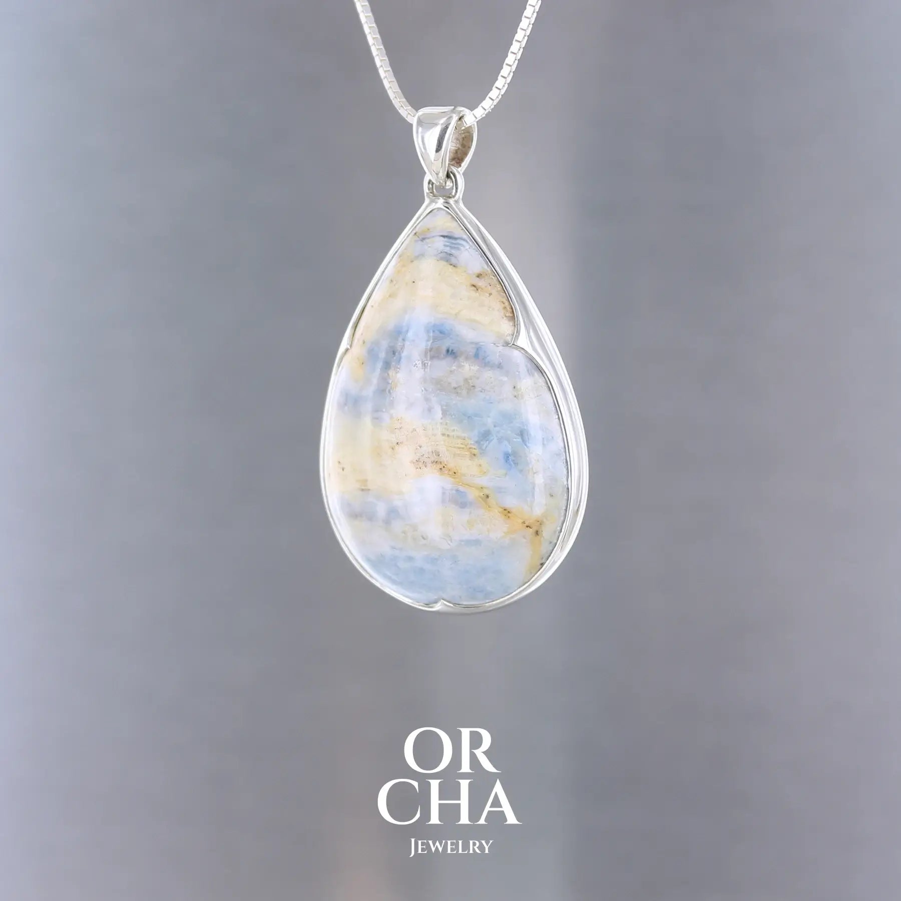 Pendentif en argent avec Scheelite - Orcha