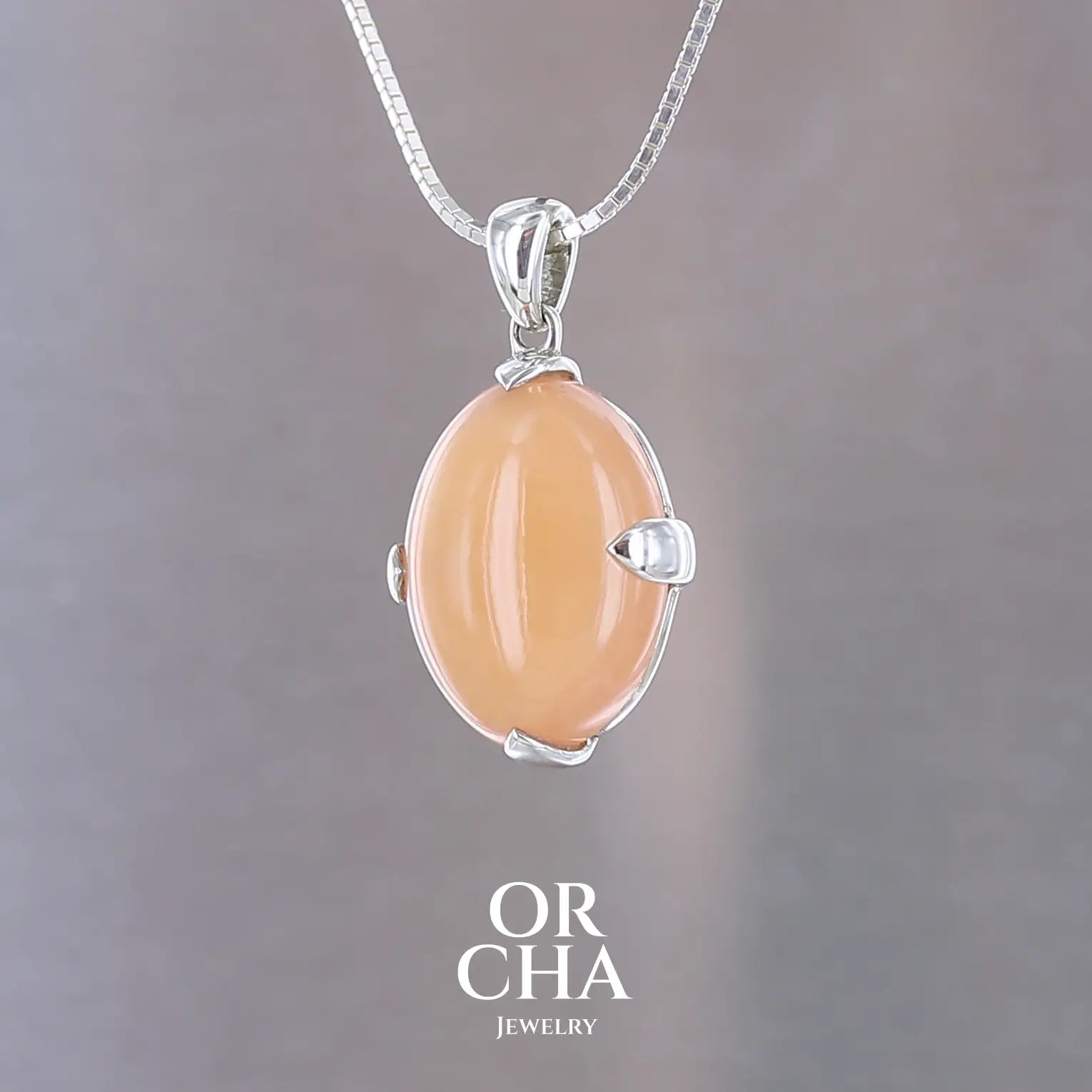 Pendentif en argent avec Pierre de lune - Essential