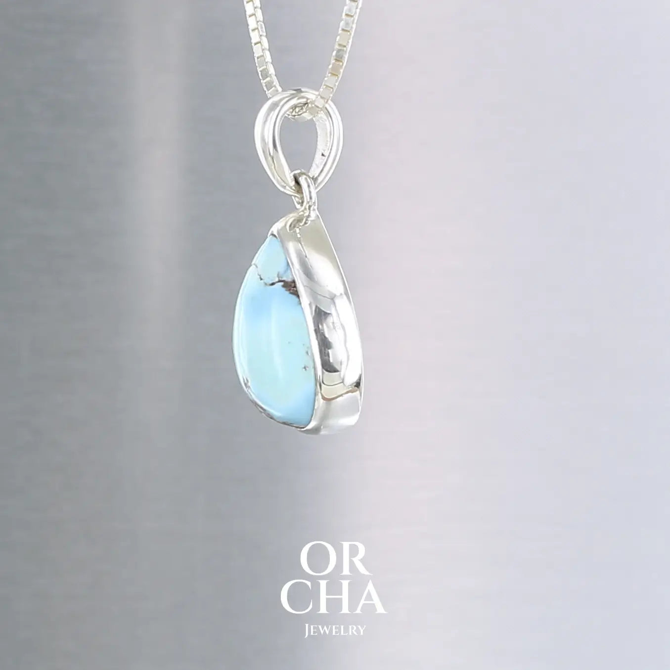 Pendentif en argent avec Turquoise Golden Hill - Essential