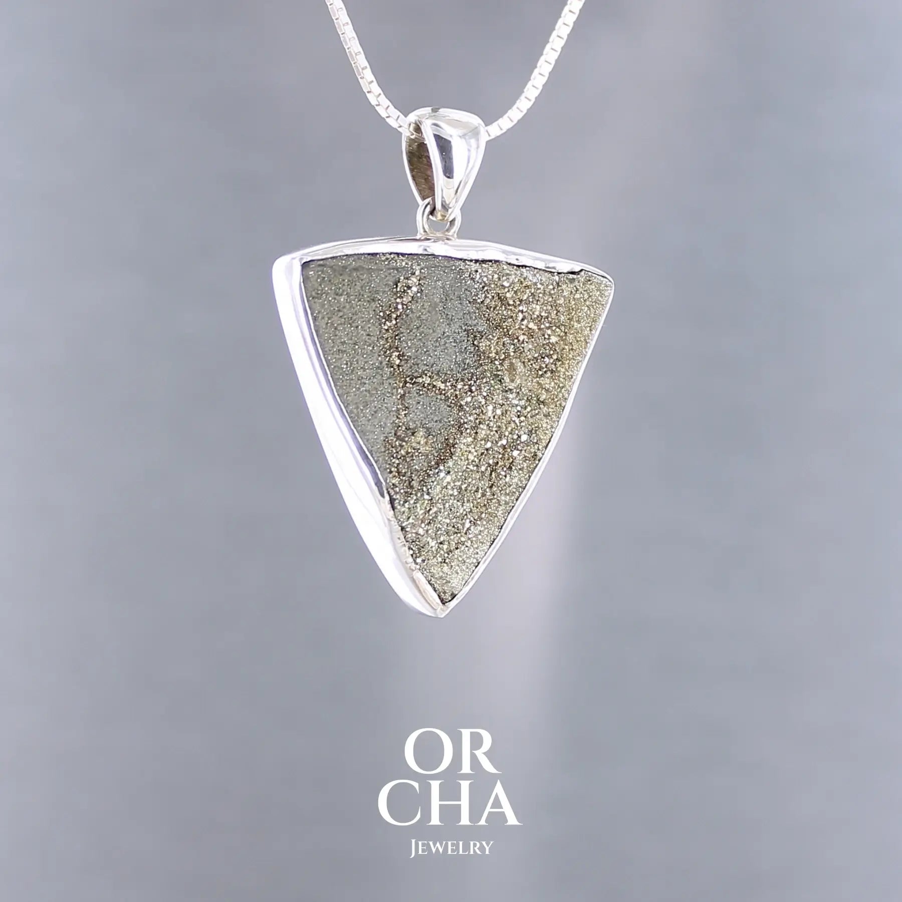 Pendentif en argent avec pyrite brute - Essential