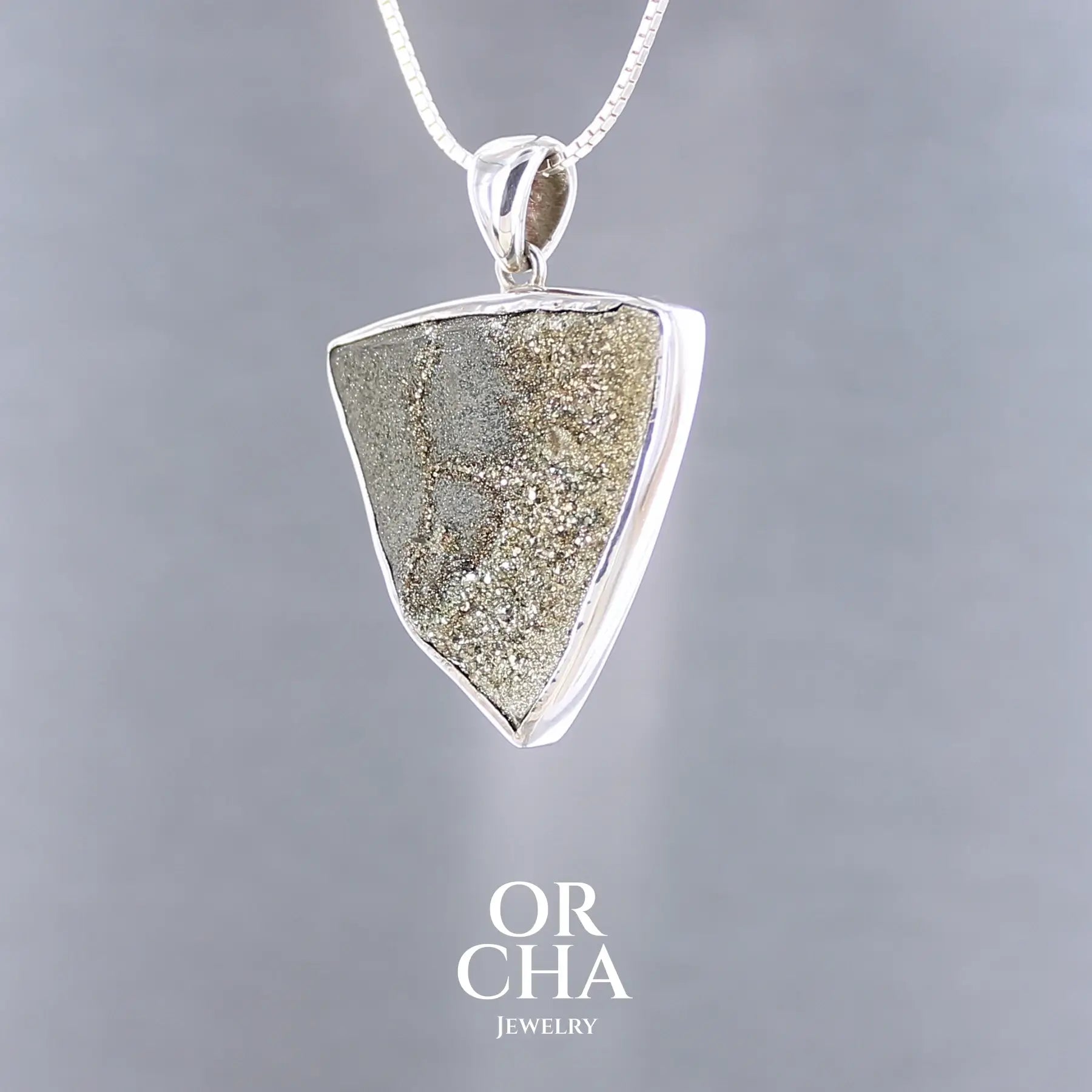 Pendentif en argent avec pyrite brute - Essential