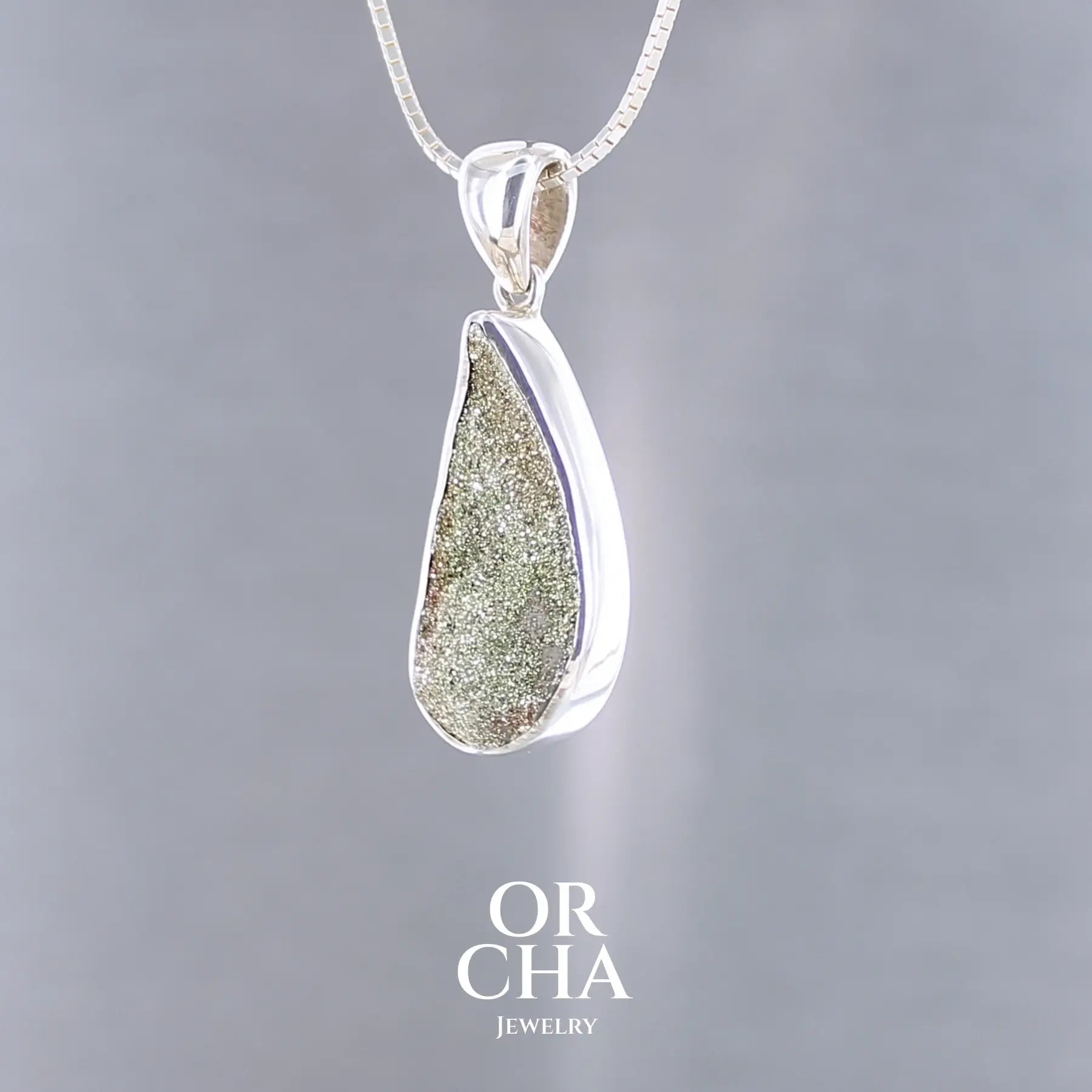 Pendentif en argent avec pyrite brute - Essential