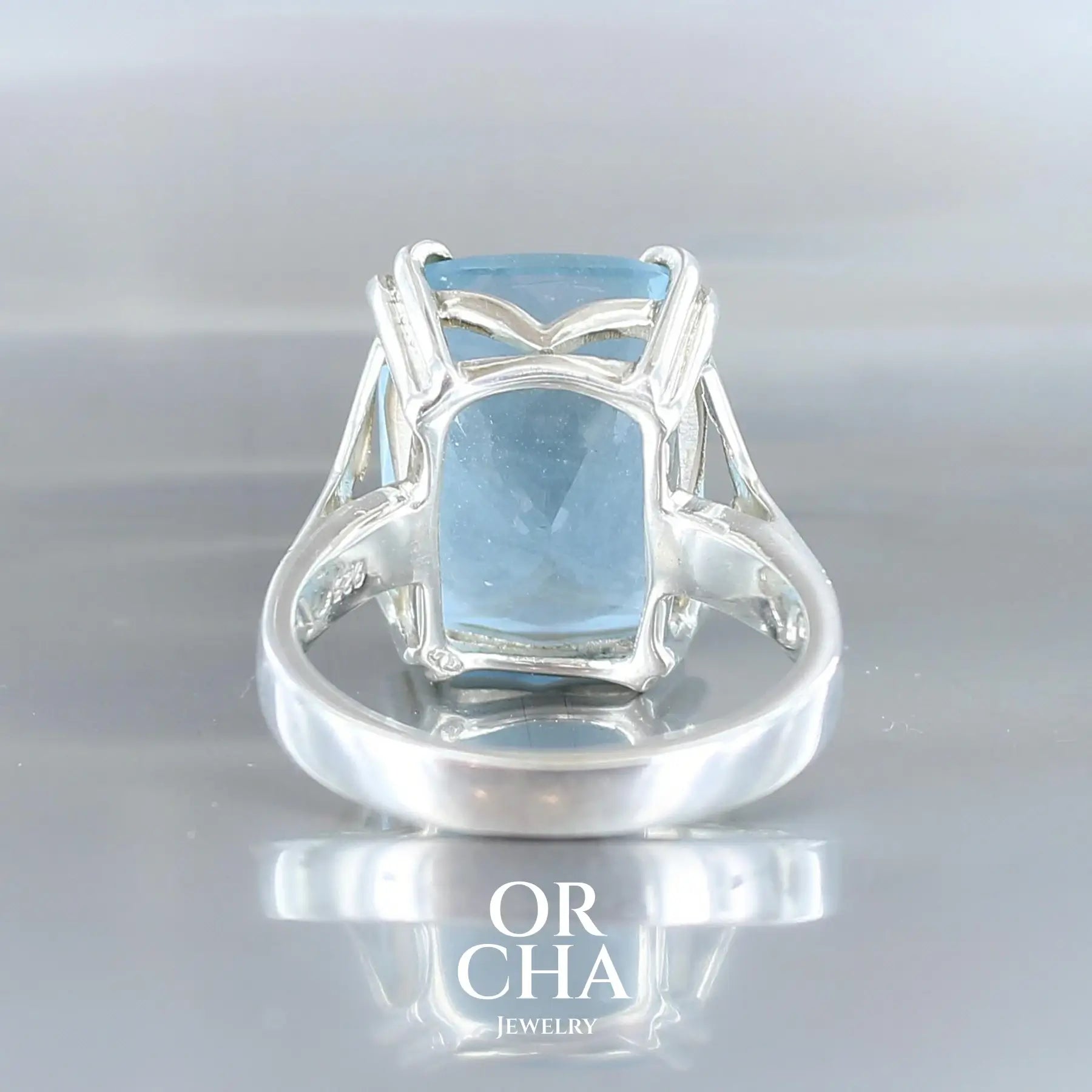 Silver ring with Aquamarine - Paradise