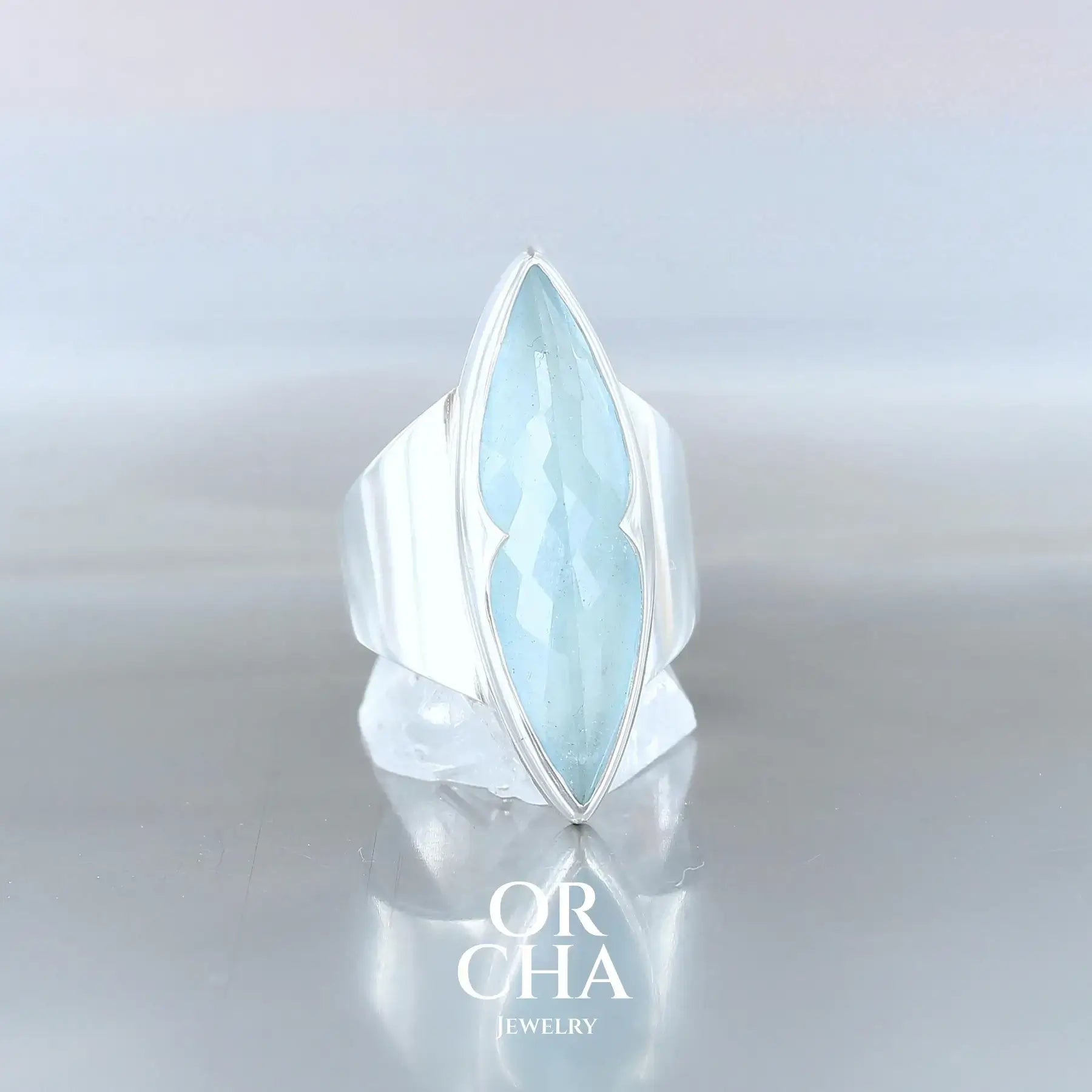 Bague en argent avec Aigue marine - Orcha