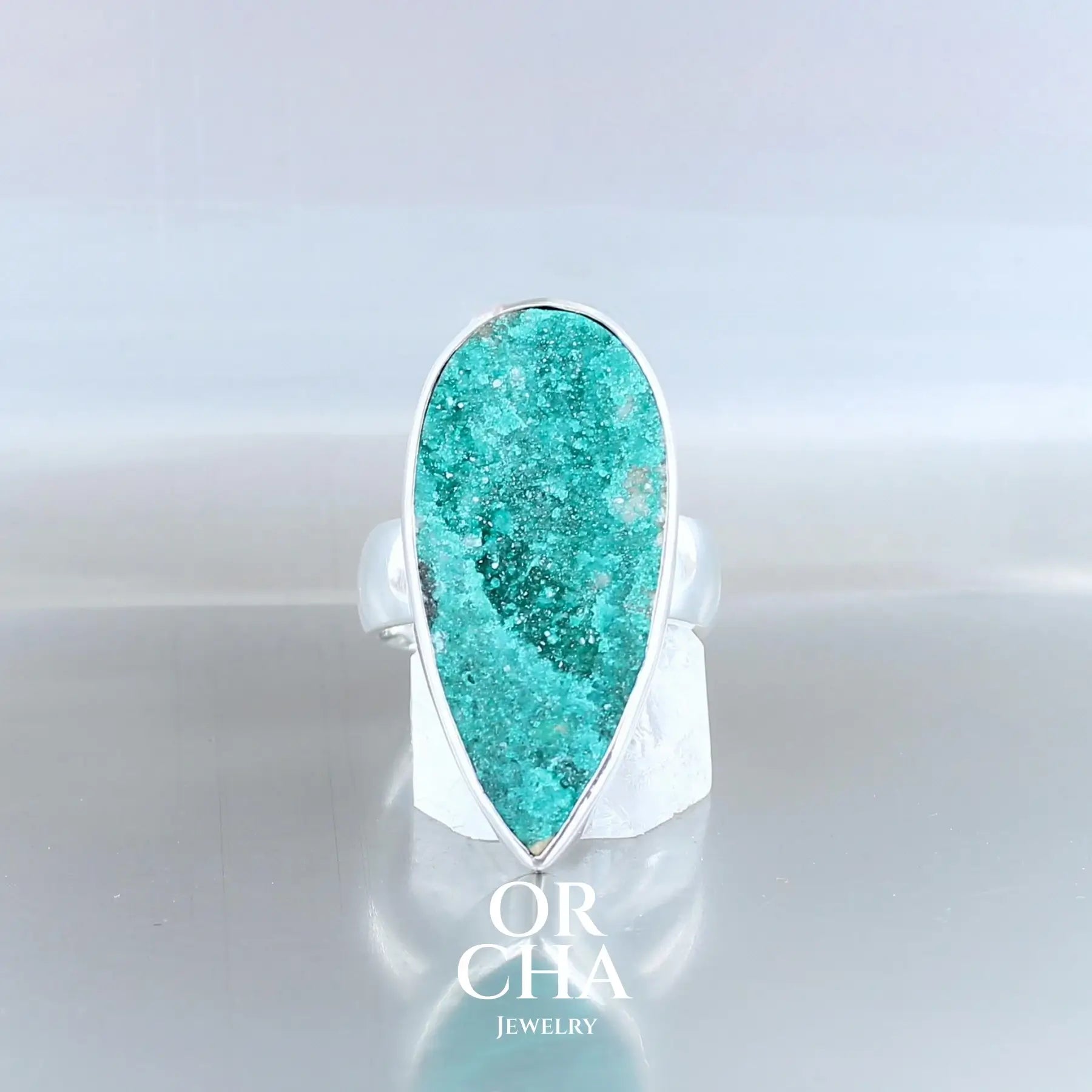 Bague en argent avec Dioptase - Essential