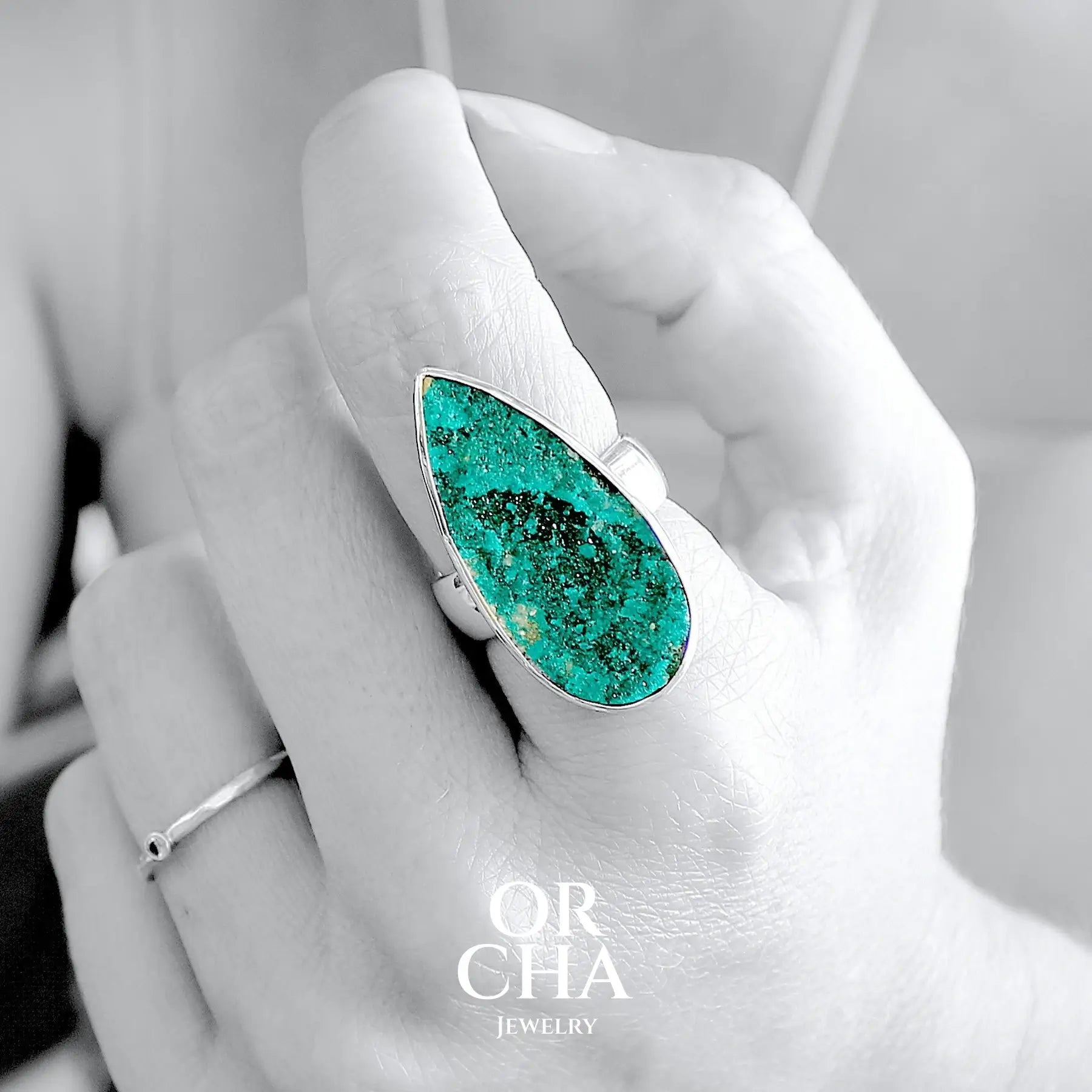 Bague en argent avec Dioptase - Essential