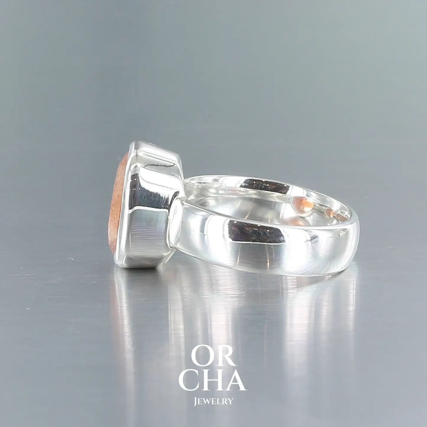 Bague en argent avec Pierre de soleil - Essential
