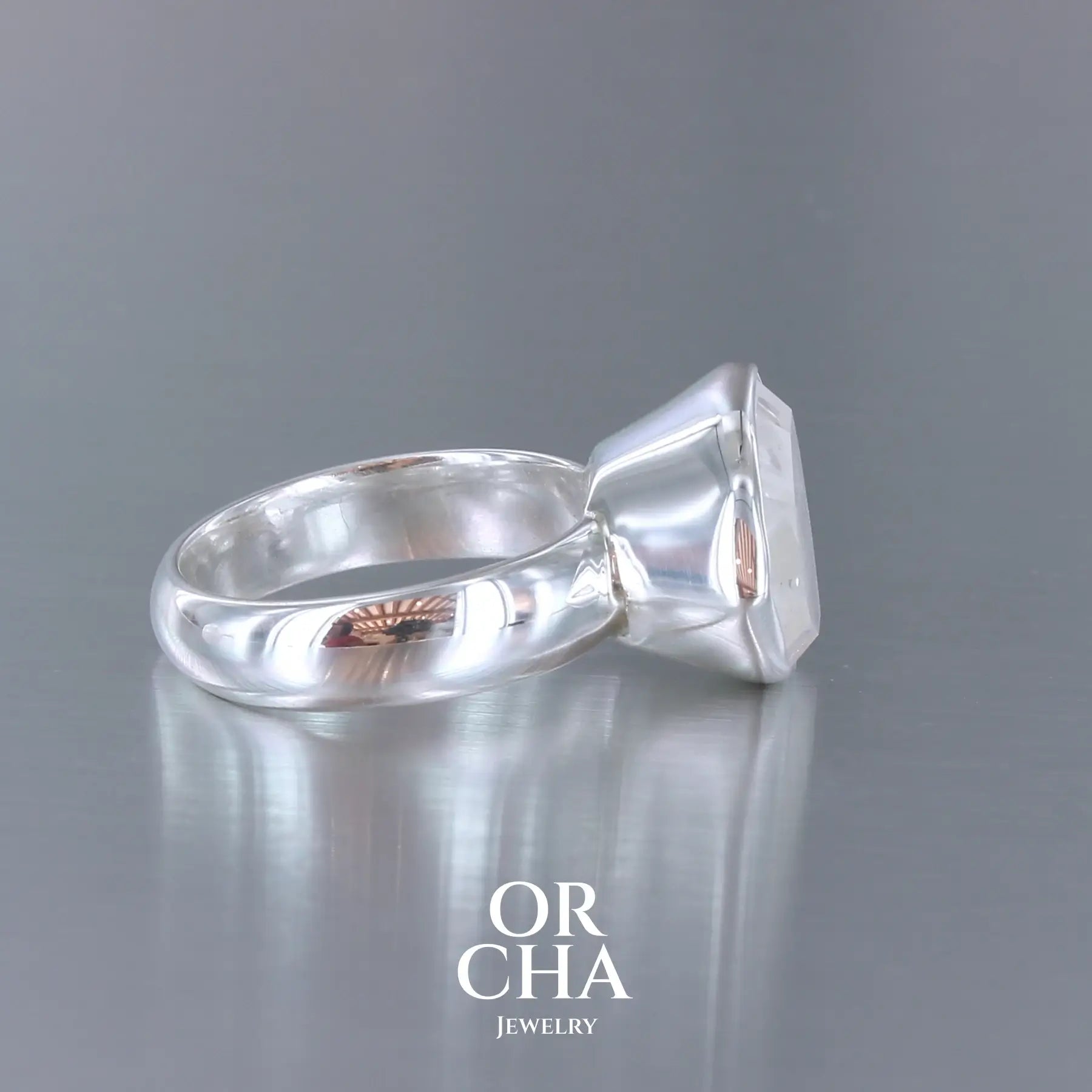 Bague en argent avec Cristal de roche fleur de vie  - Essential