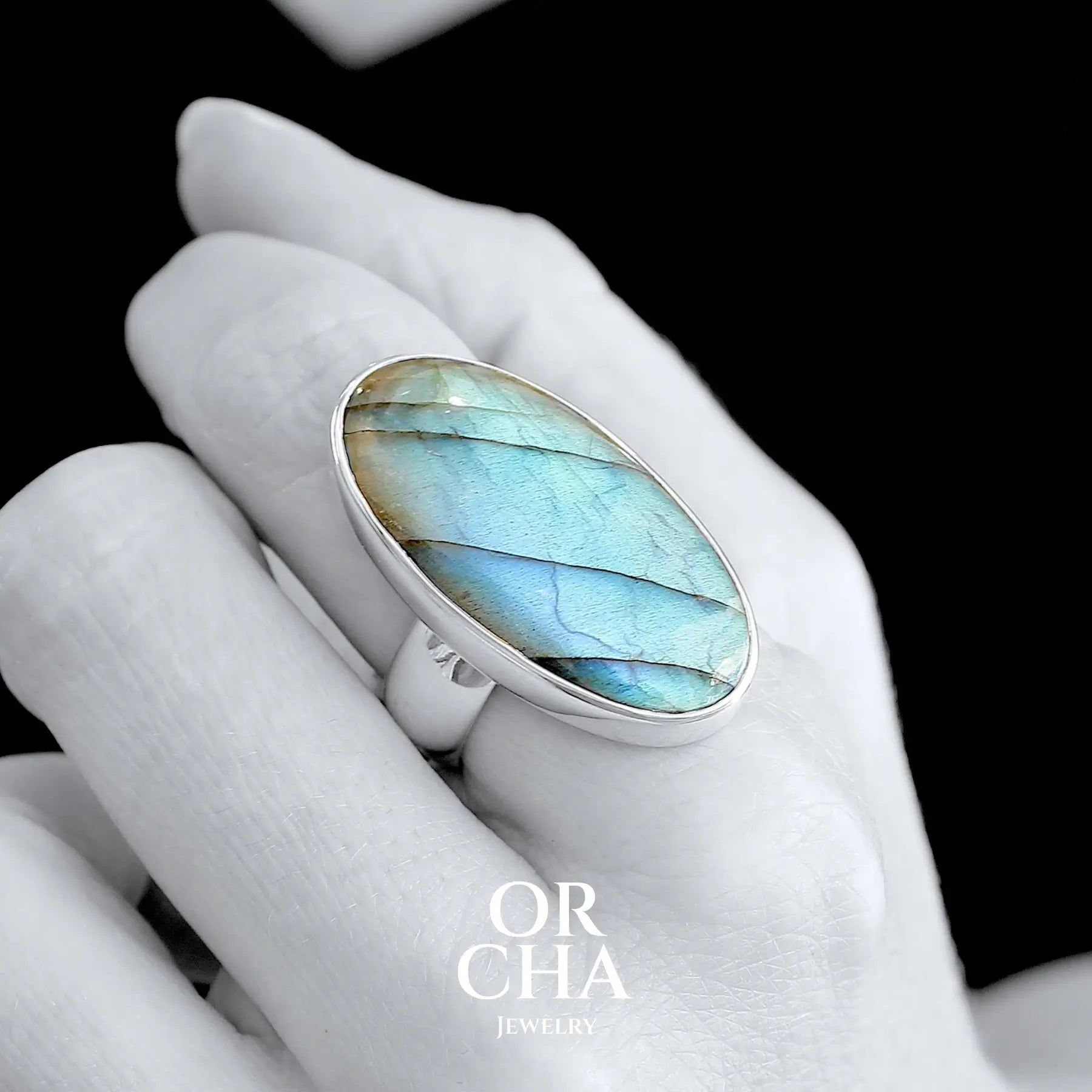 Bague en argent avec Labradorite - Essential