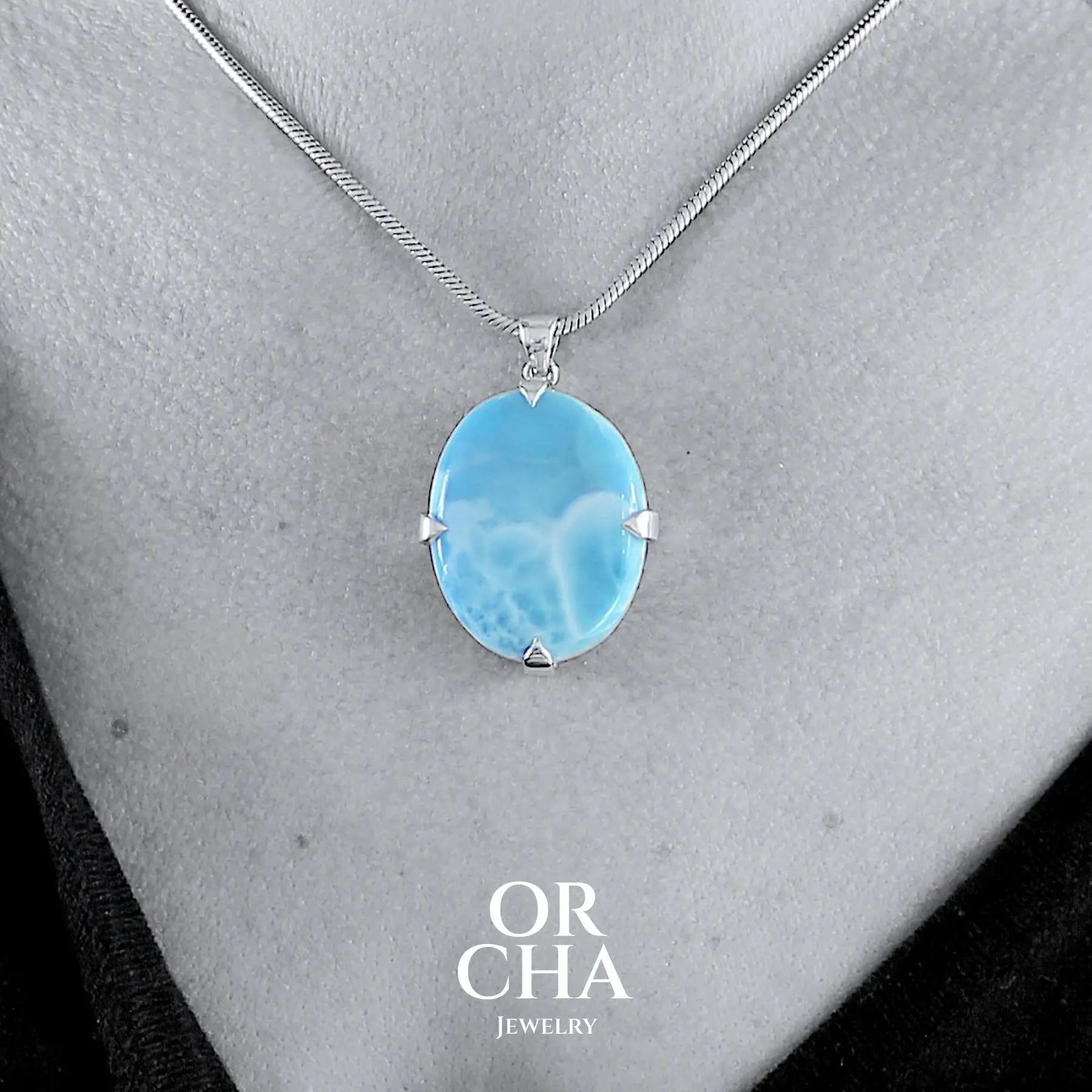 Pendentif en argent avec Larimar - Essential