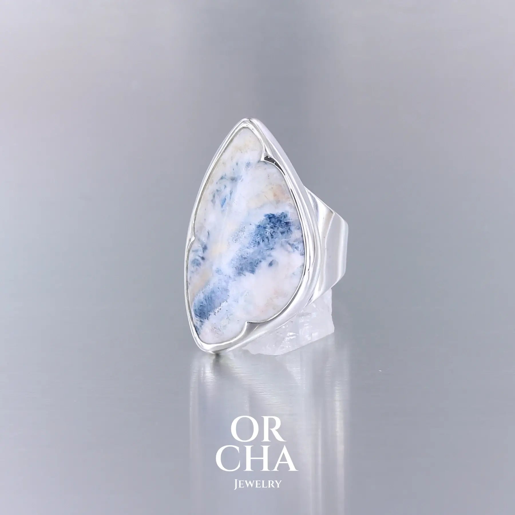 Bague en argent avec Scheelite - Orcha