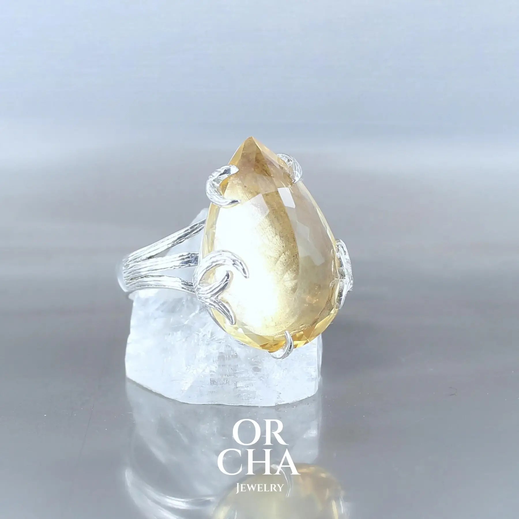 Bague en argent avec Citrine - Sauvage