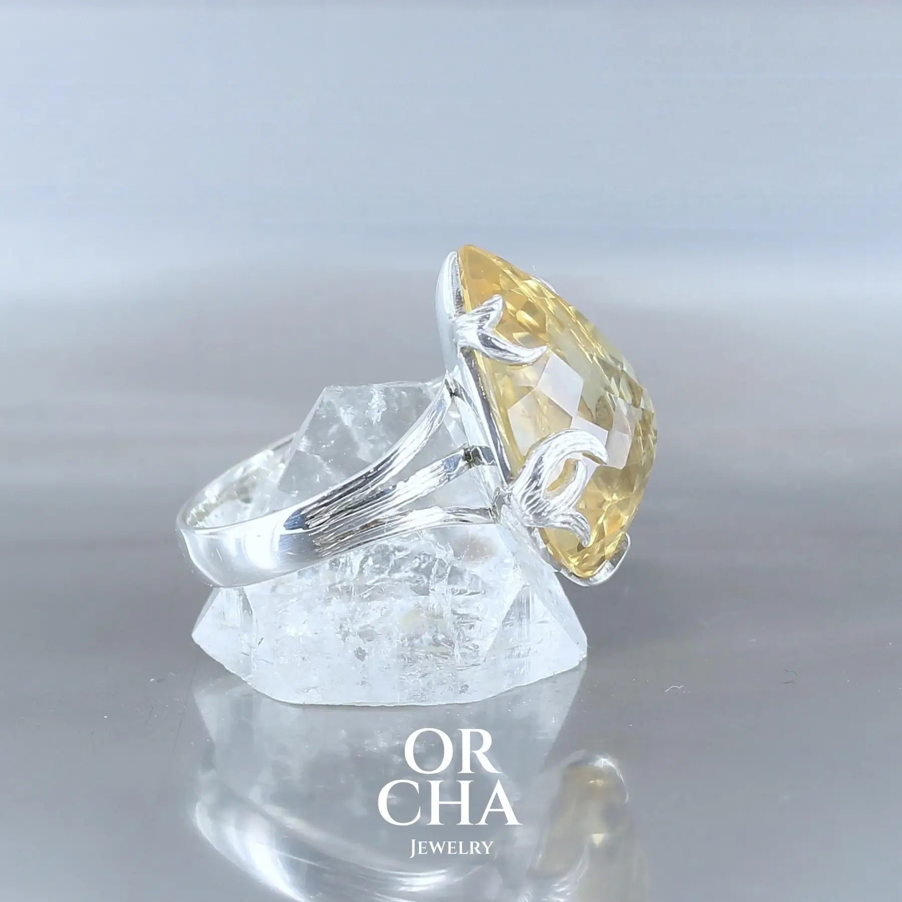 Bague en argent avec Citrine - Sauvage