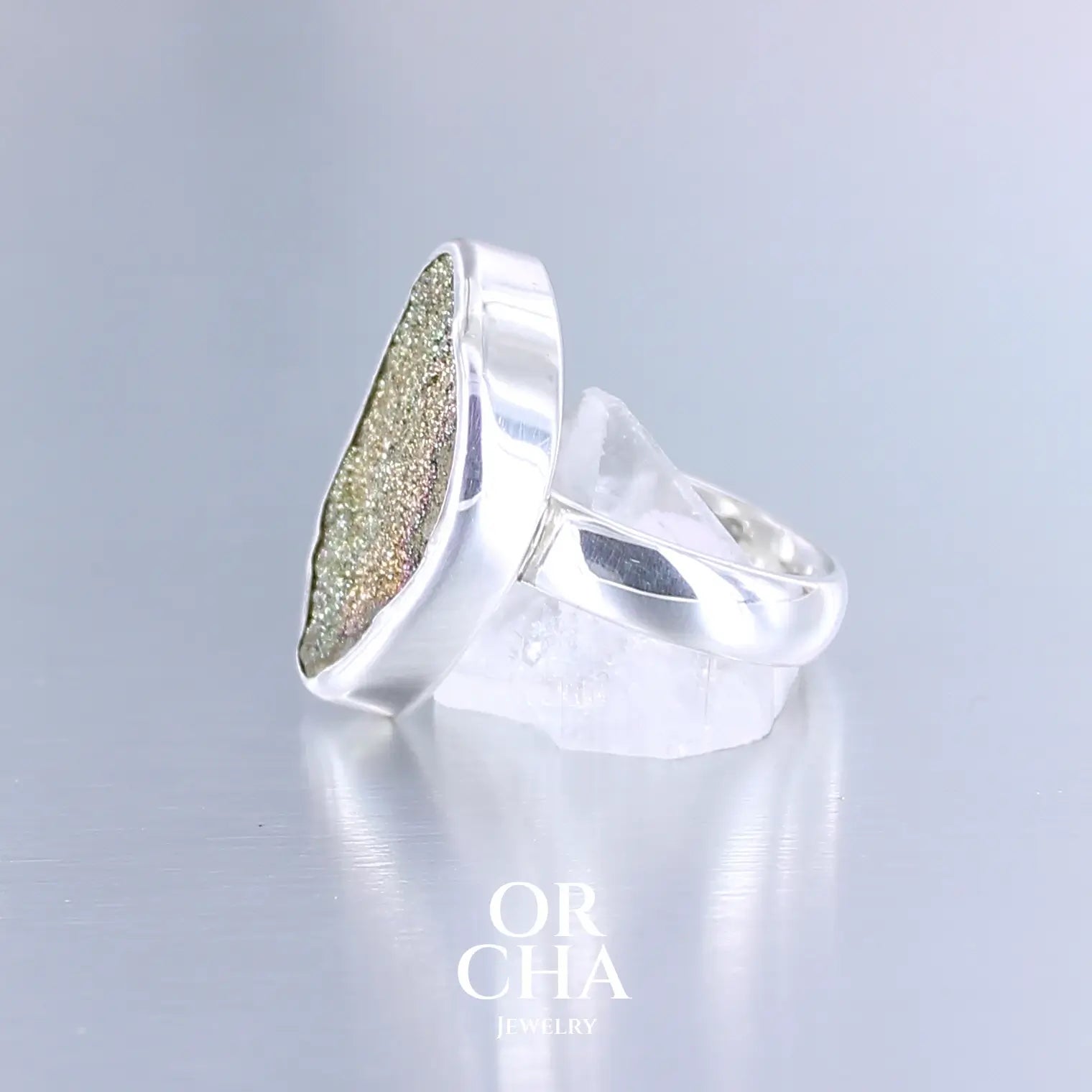 Bague en argent avec pyrite brute - Essential
