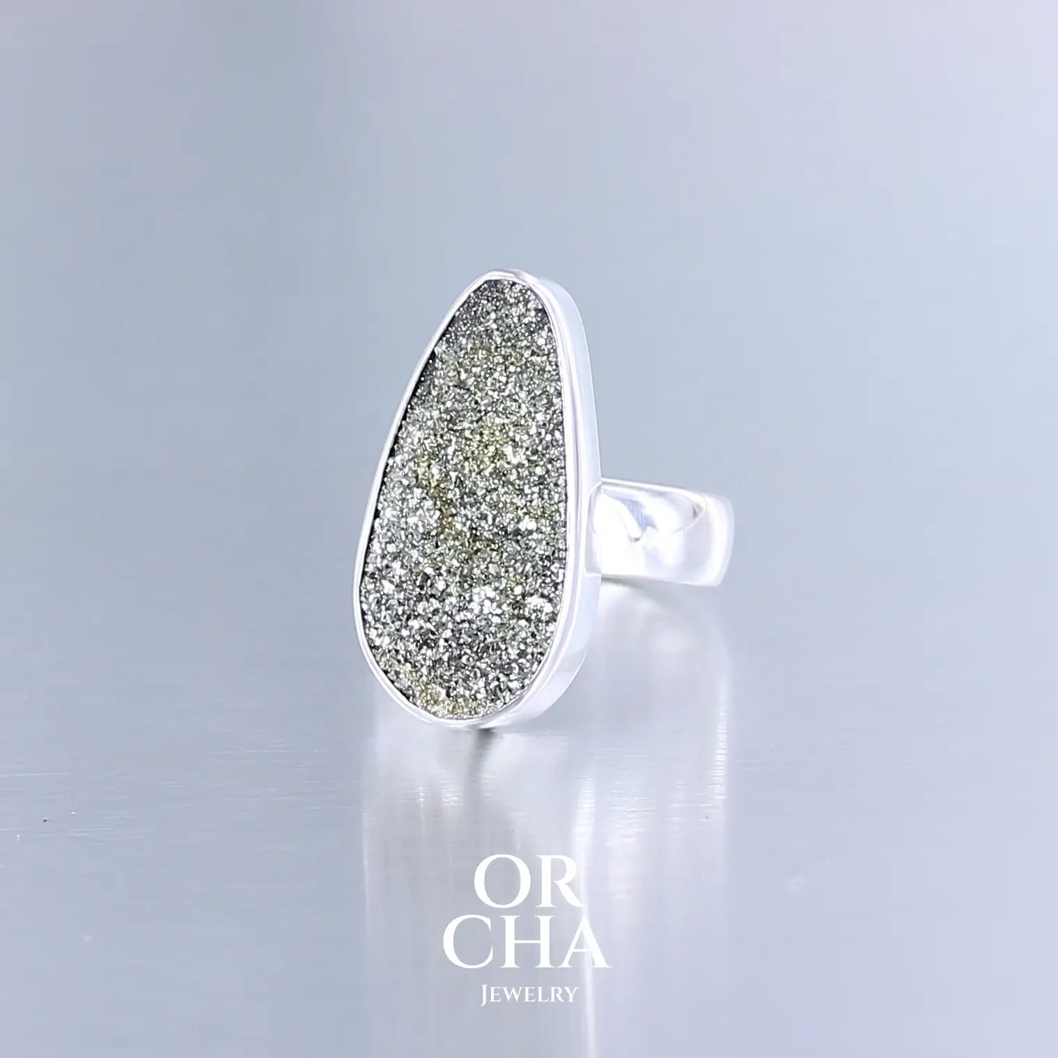 Bague en argent avec pyrite brute - Essential