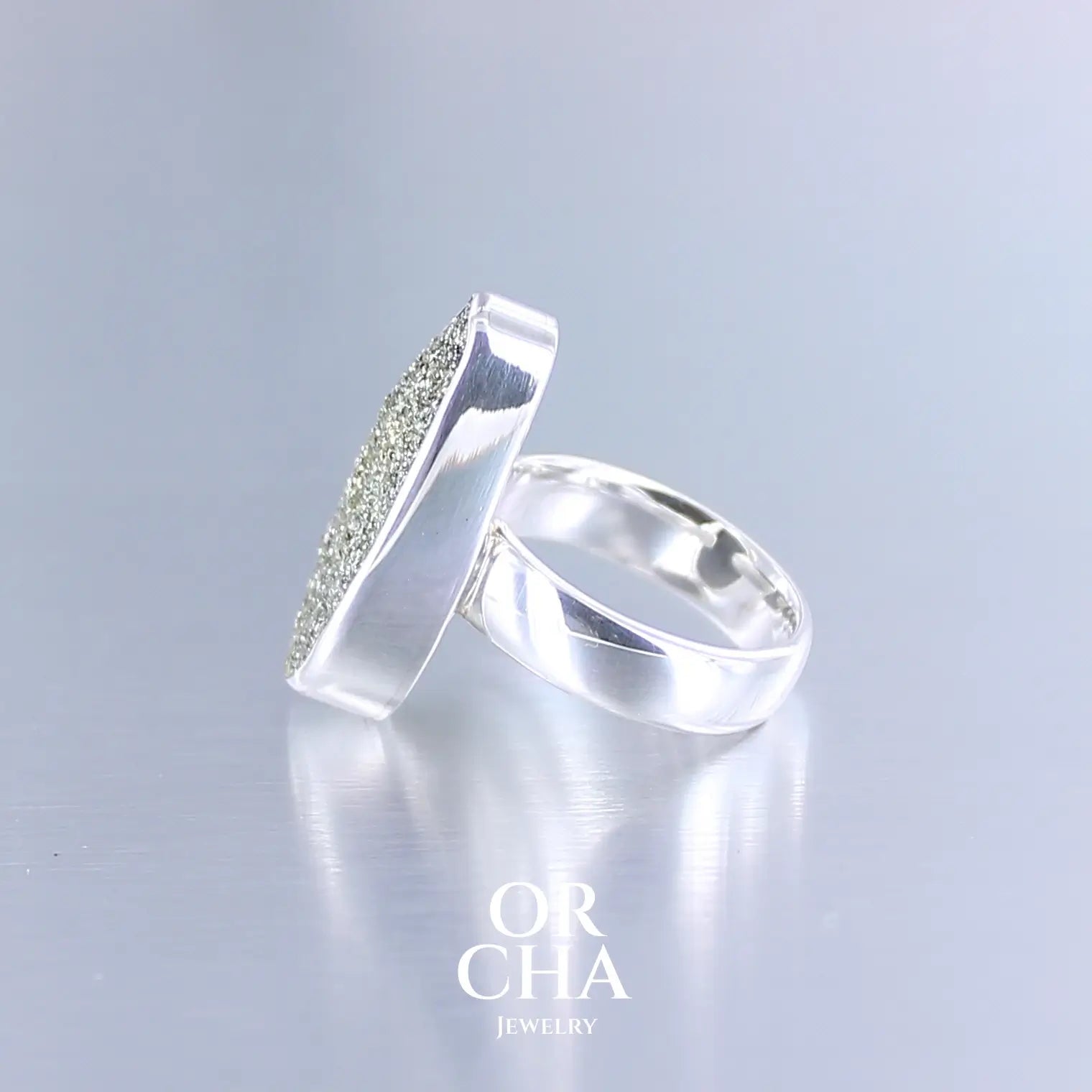 Bague en argent avec pyrite brute - Essential