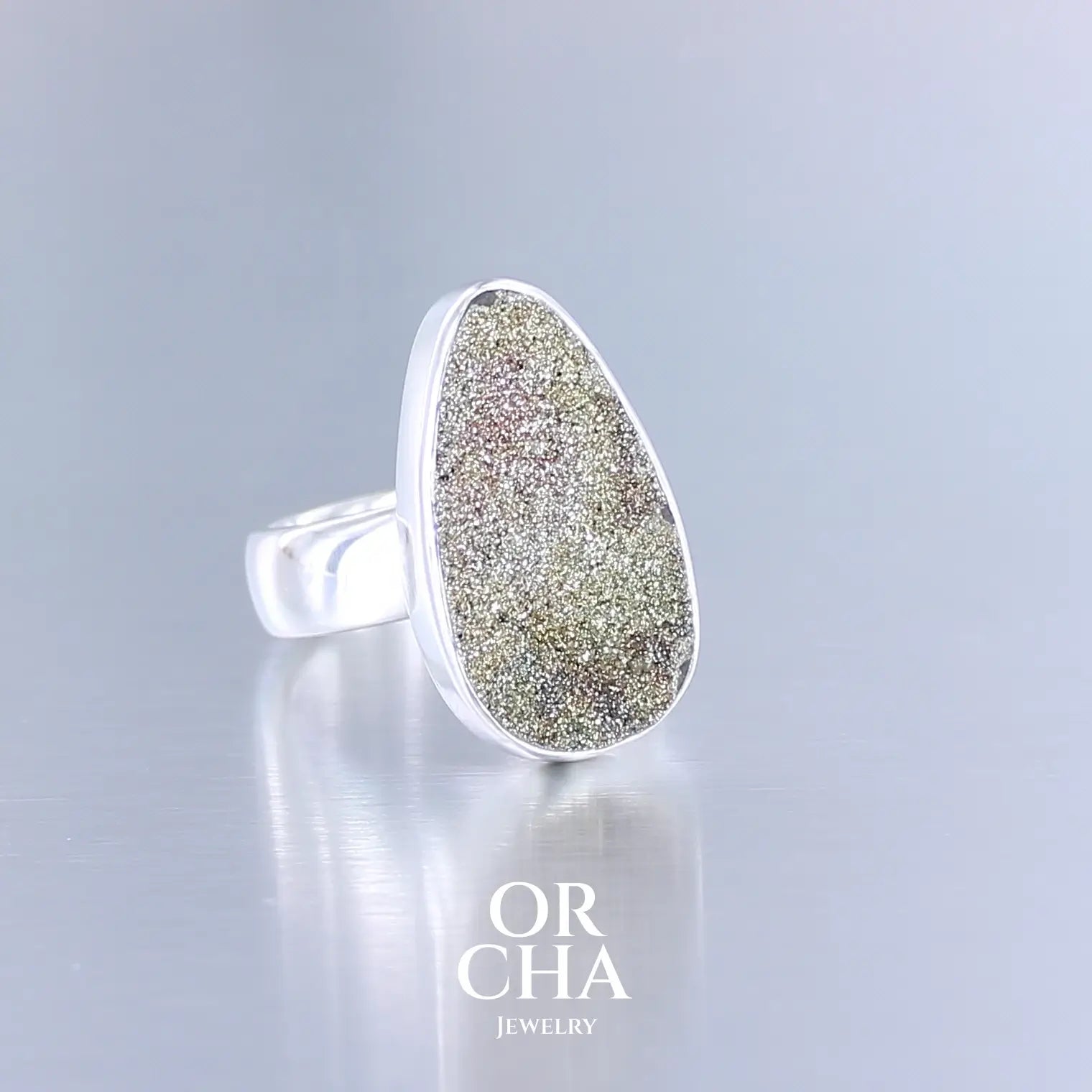Bague en argent avec pyrite brute - Essential