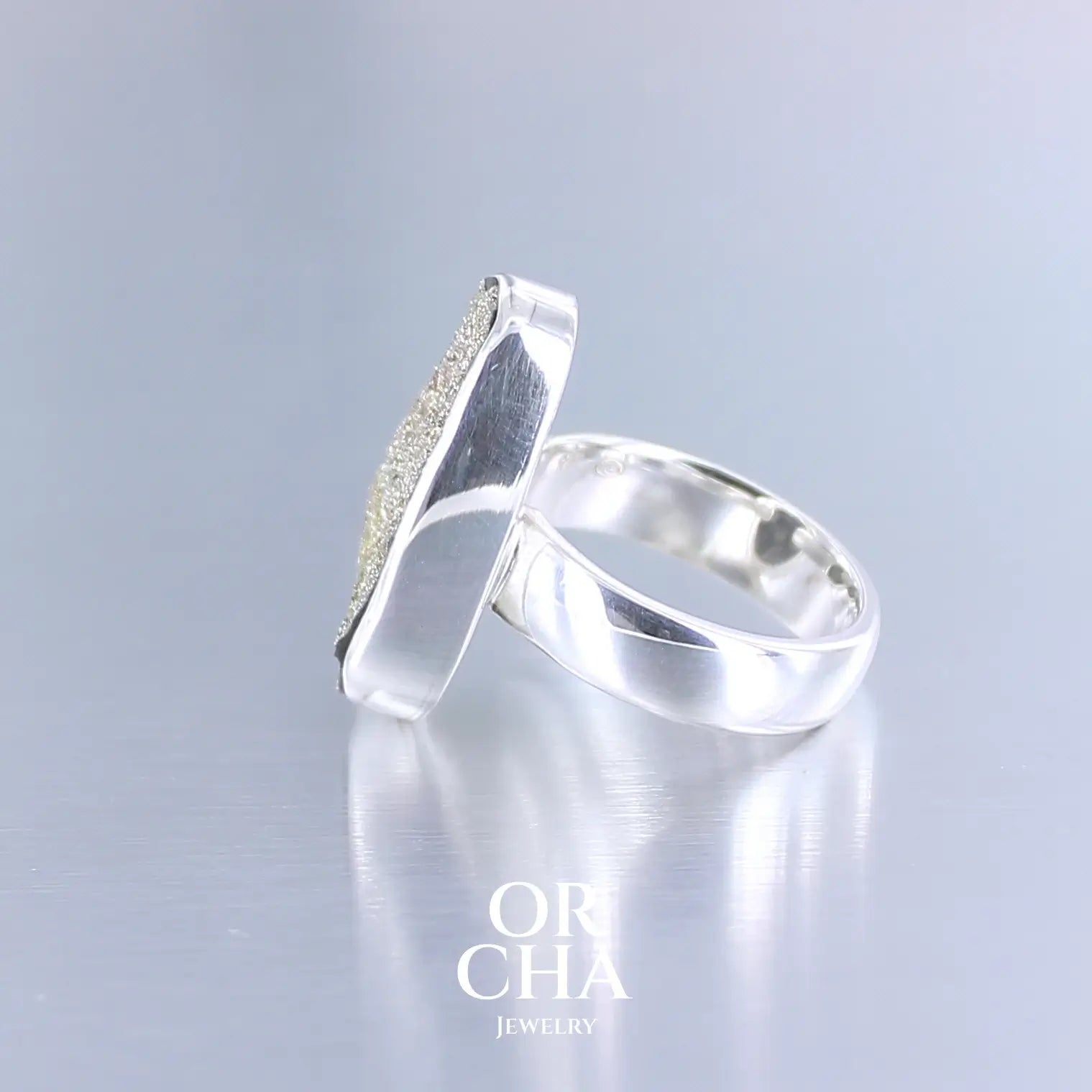 Bague en argent avec pyrite brute - Essential